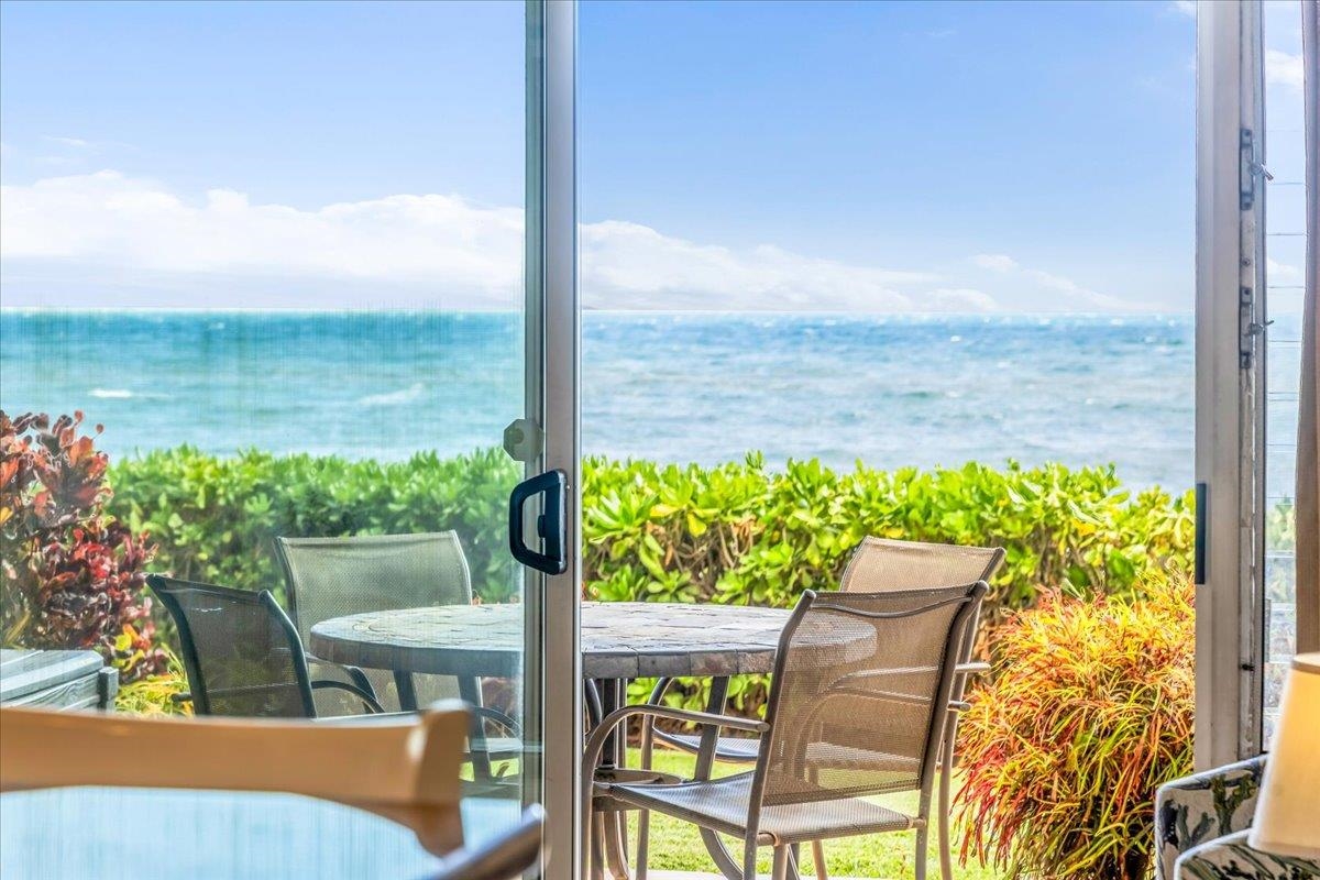 Island Sands condo # 110, Wailuku, Hawaii - photo 3 of 40