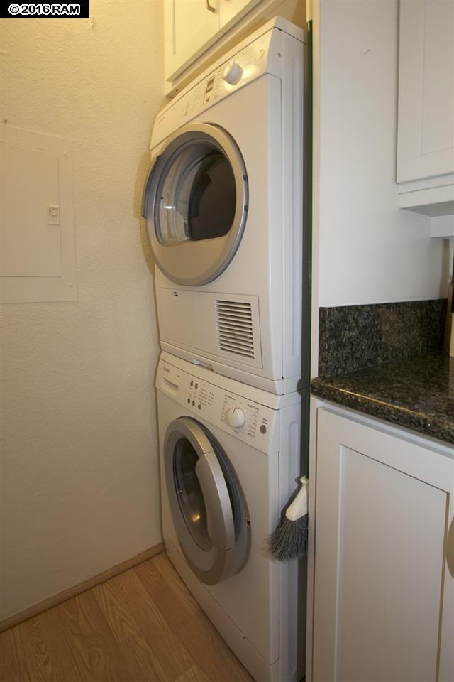 Island Sands condo # 203, Wailuku, Hawaii - photo 12 of 25