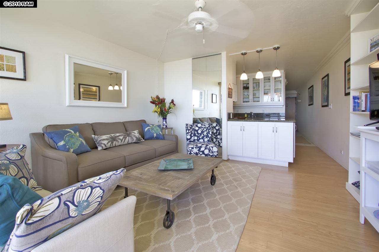 Island Sands condo # 203, Wailuku, Hawaii - photo 7 of 25