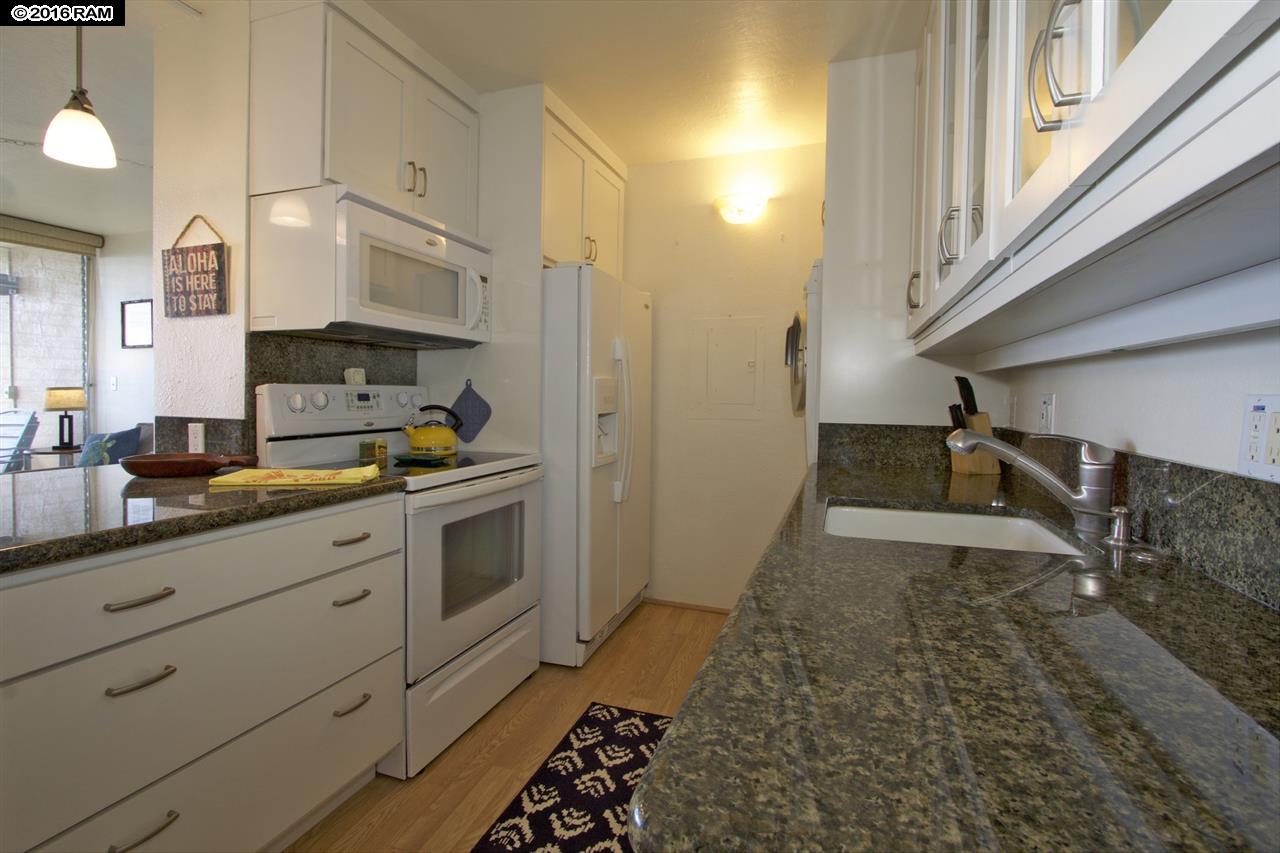 Island Sands condo # 203, Wailuku, Hawaii - photo 10 of 25