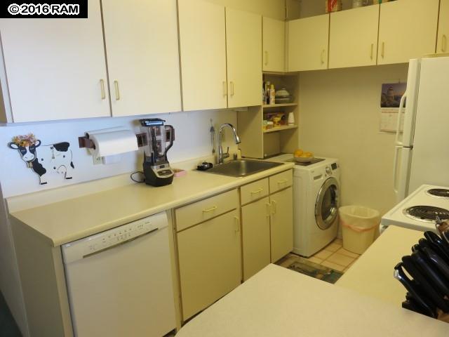 Island Sands condo # 204, Wailuku, Hawaii - photo 3 of 29