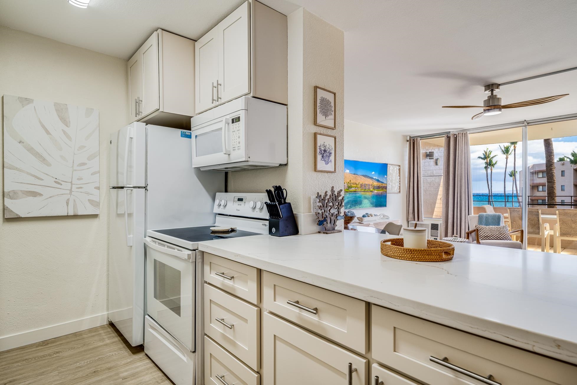 Island Sands condo # 300, Wailuku, Hawaii - photo 8 of 46