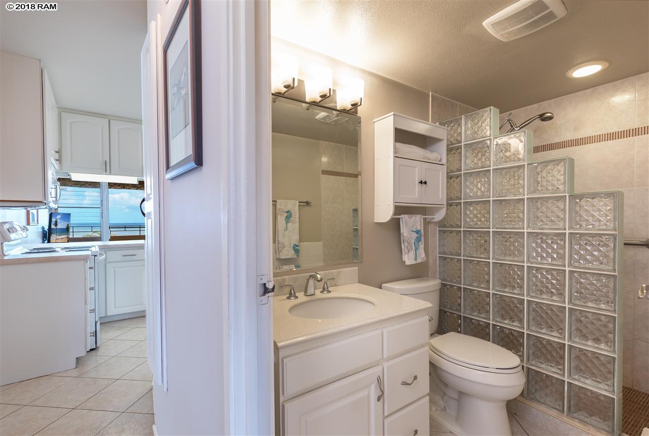 Island Sands condo # 303, Wailuku, Hawaii - photo 11 of 30