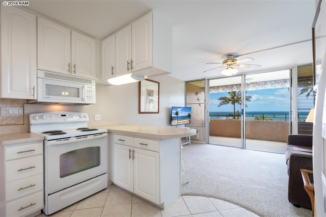 Island Sands condo # 303, Wailuku, Hawaii - photo 10 of 30