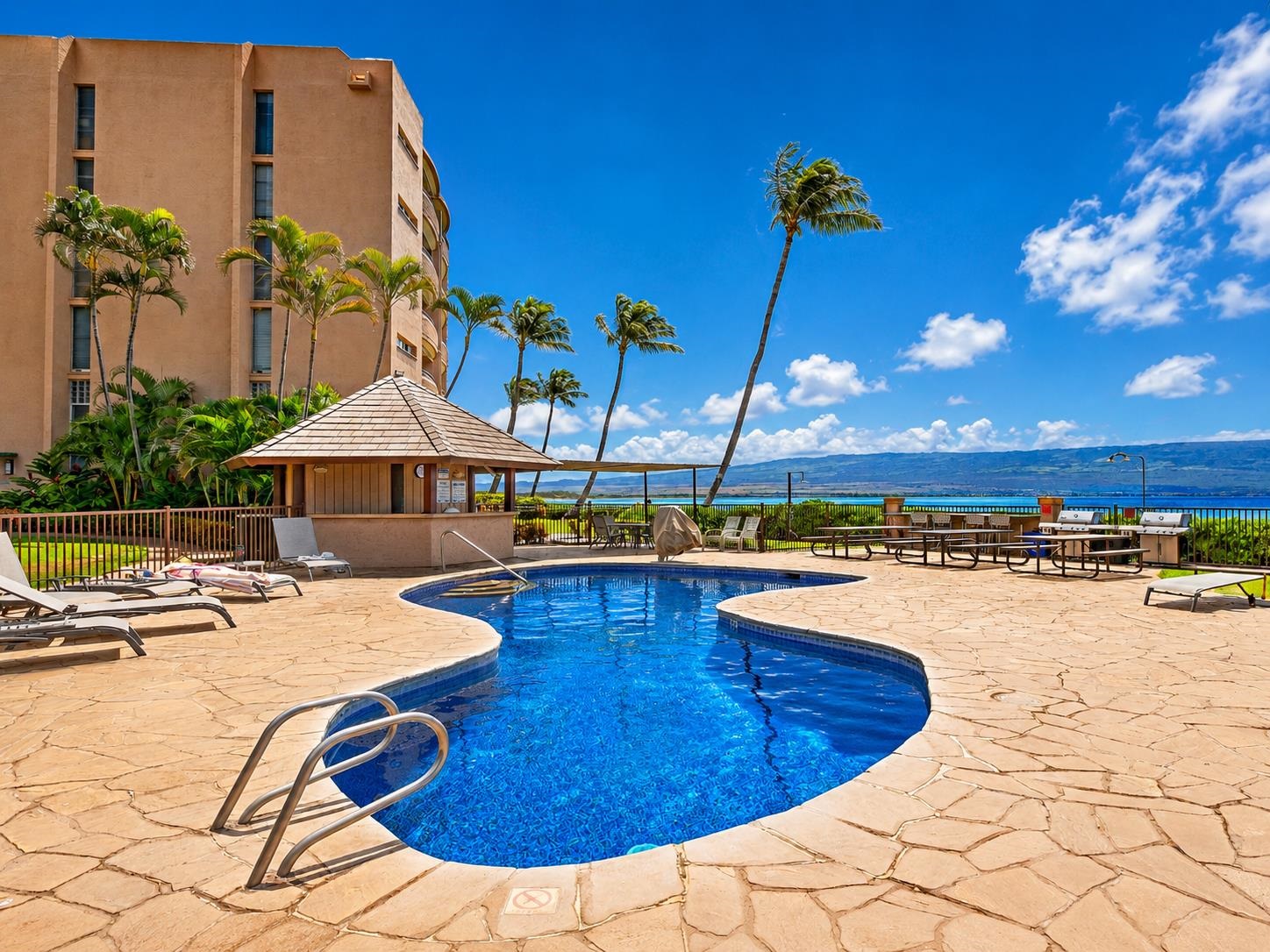 Island Sands condo # 303, Wailuku, Hawaii - photo 25 of 26