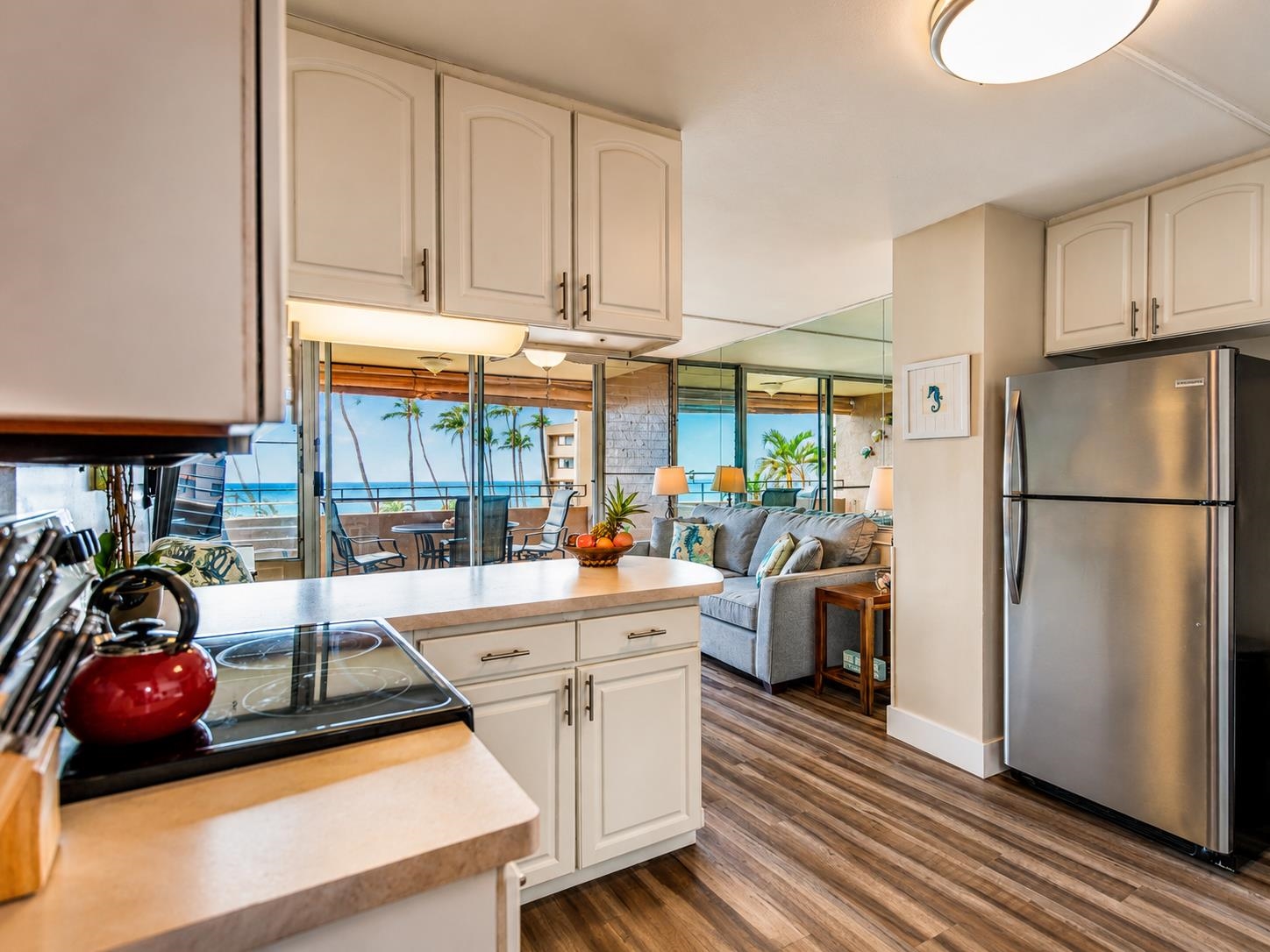 Island Sands condo # 303, Wailuku, Hawaii - photo 8 of 26