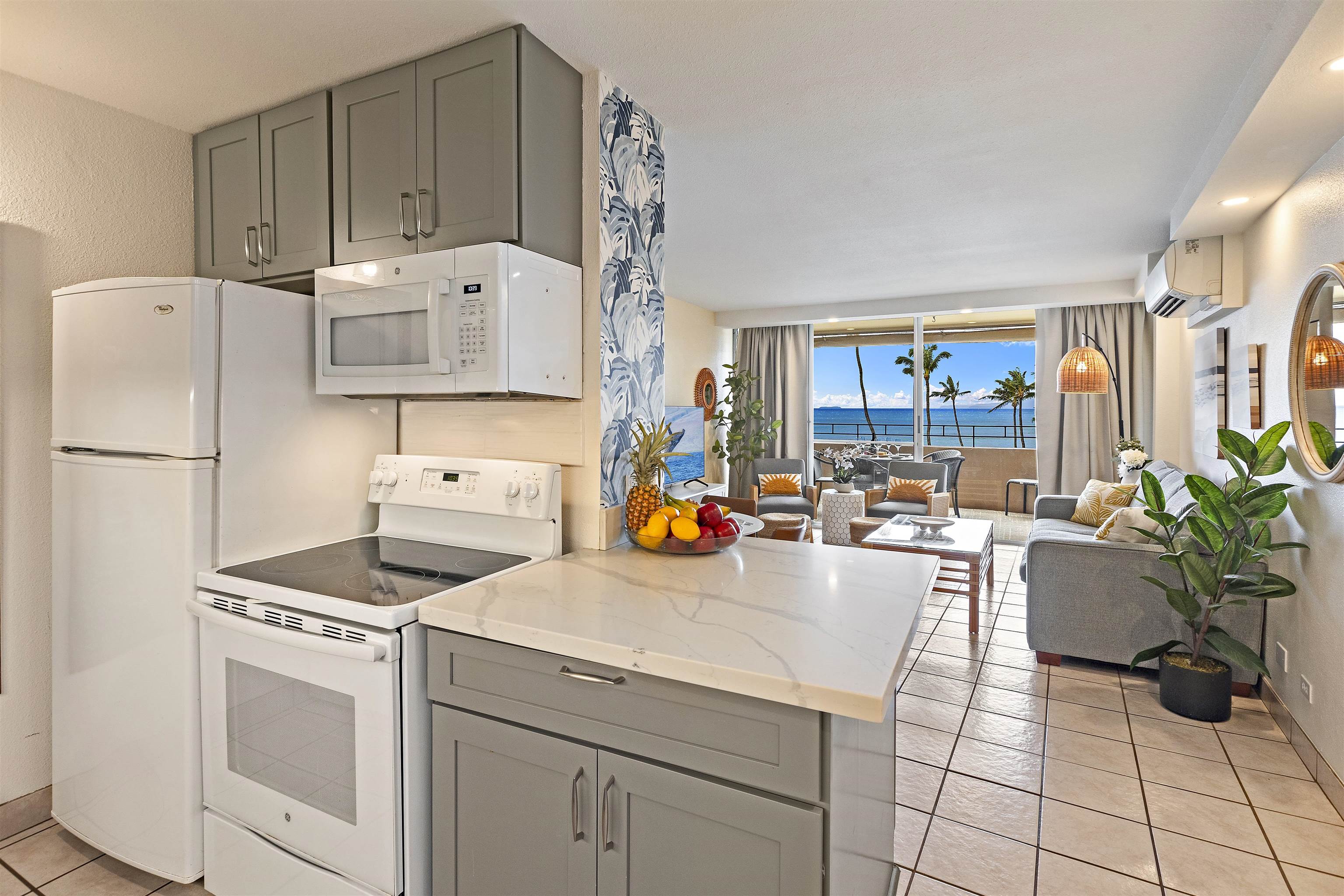 Island Sands condo # 502, Wailuku, Hawaii - photo 4 of 34