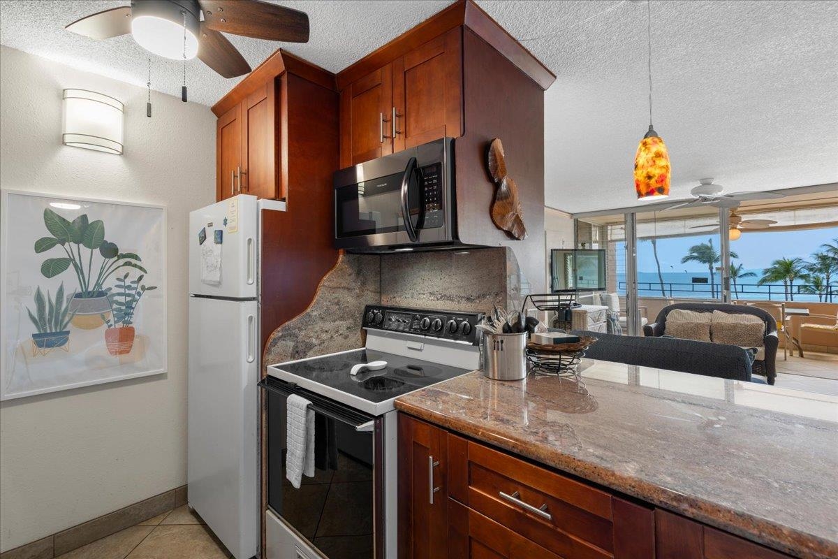 Island Sands condo # 602, Wailuku, Hawaii - photo 11 of 30