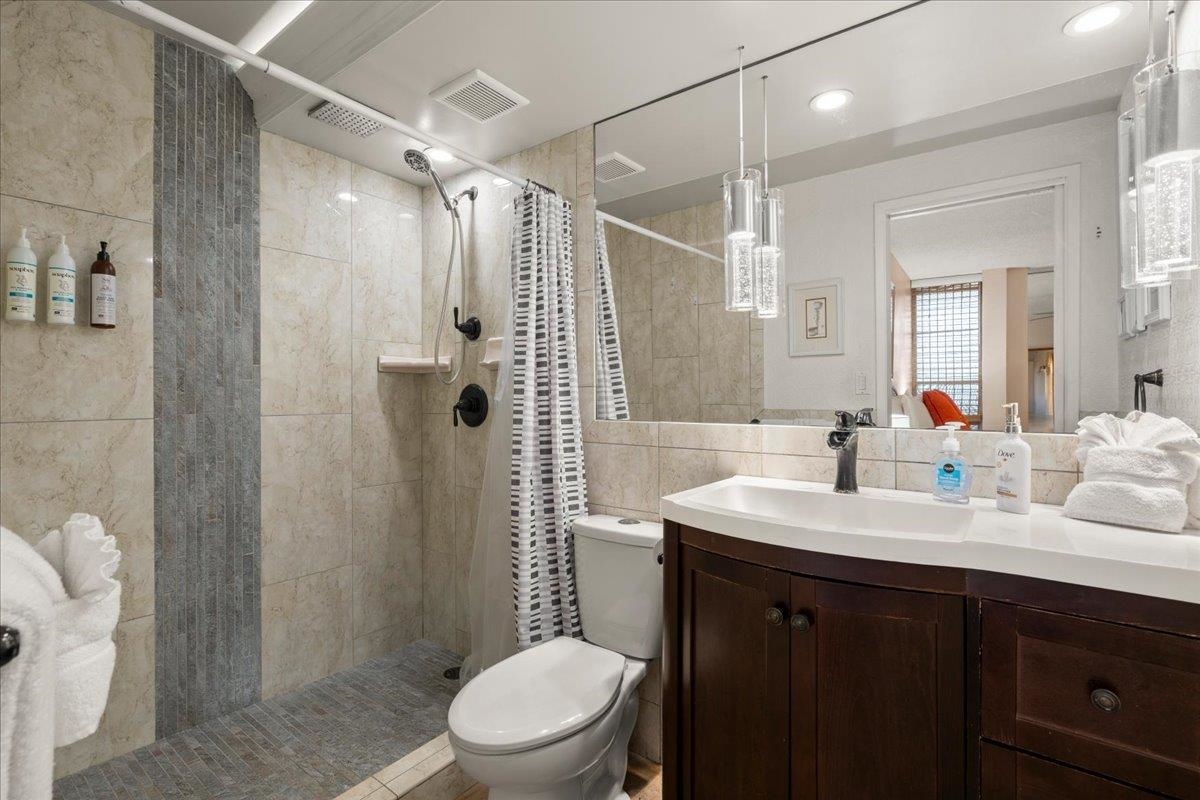 Island Sands condo # 602, Wailuku, Hawaii - photo 21 of 30