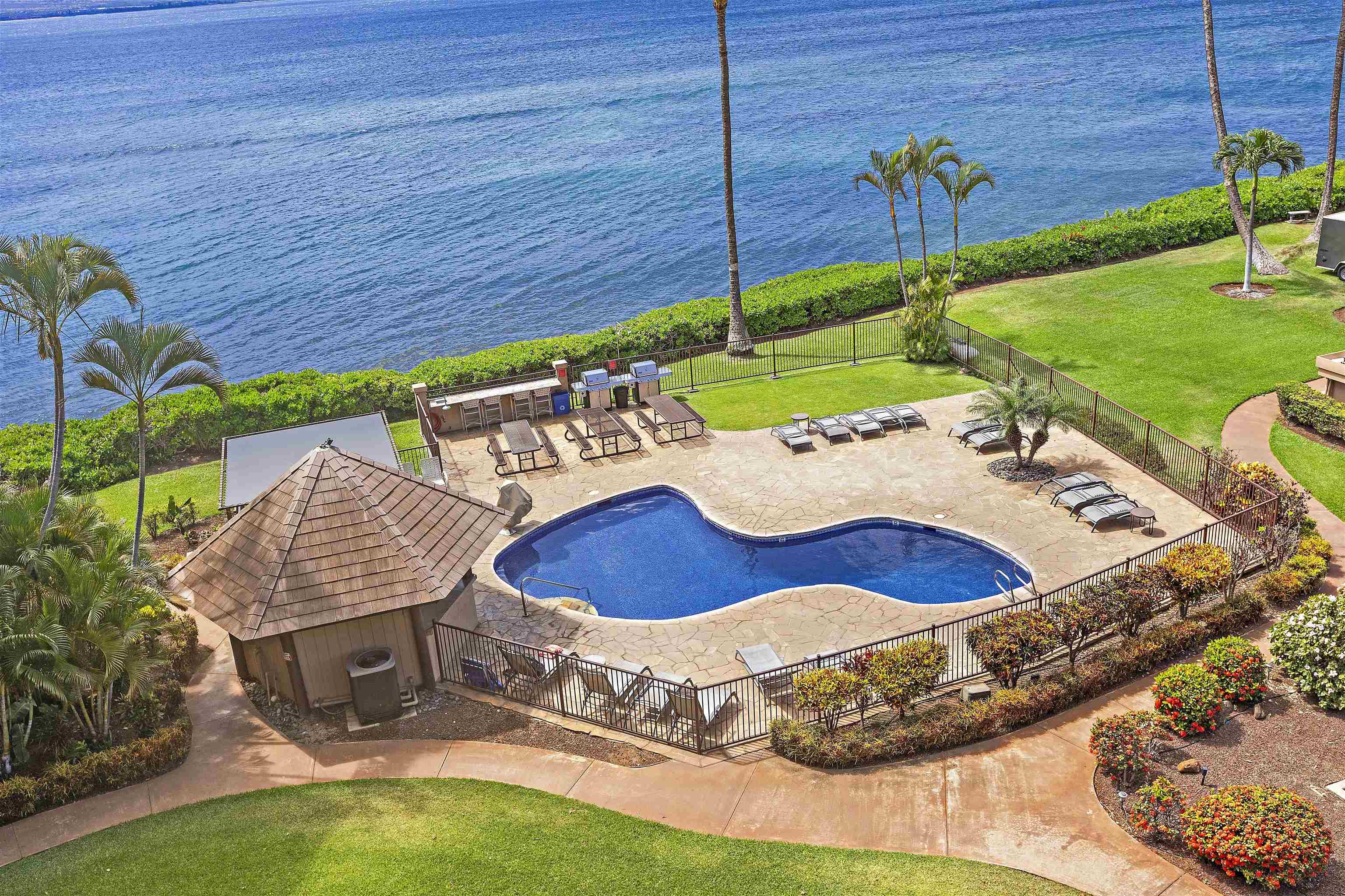 Island Sands condo # 602, Wailuku, Hawaii - photo 25 of 30