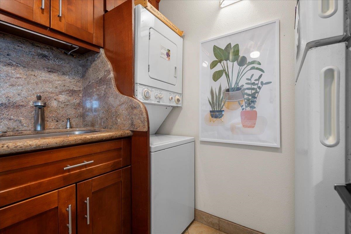 Island Sands condo # 602, Wailuku, Hawaii - photo 30 of 30