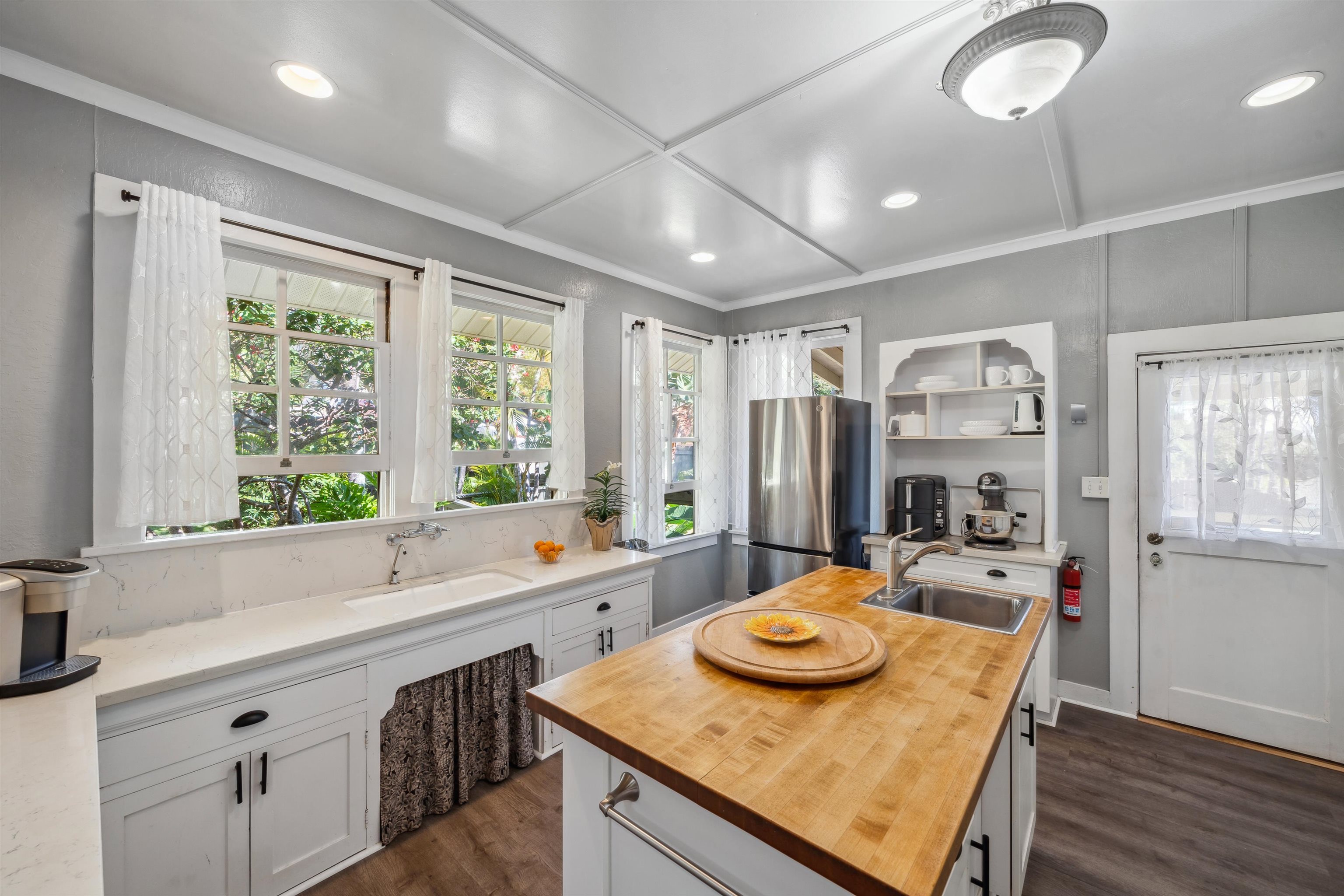 150  Naniloa Dr Original Sand Hills Area, Wailuku home - photo 16 of 50