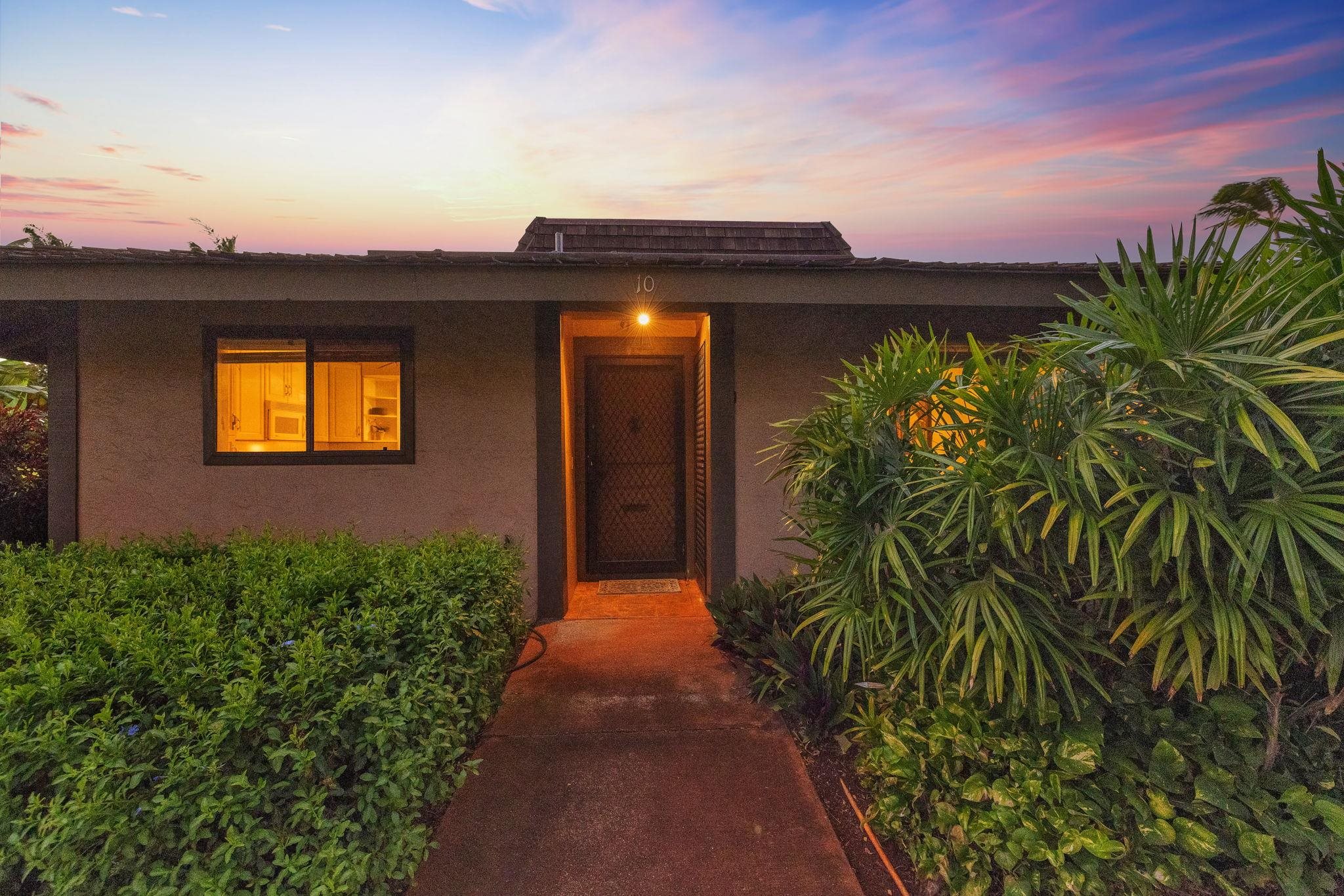 Kaanapali Plantation condo # 10, Lahaina, Hawaii - photo 32 of 44