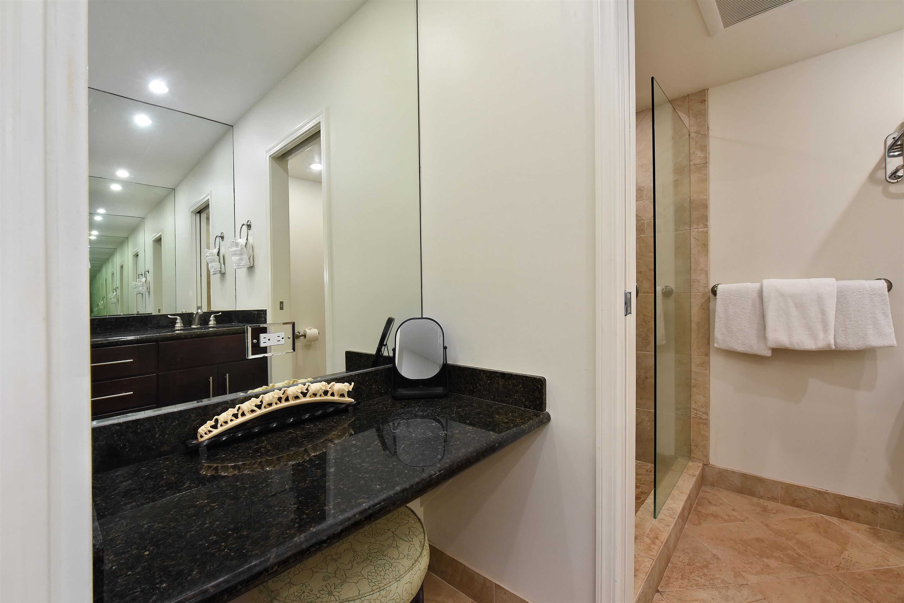 Kaanapali Plantation condo # 52, Lahaina, Hawaii - photo 37 of 49
