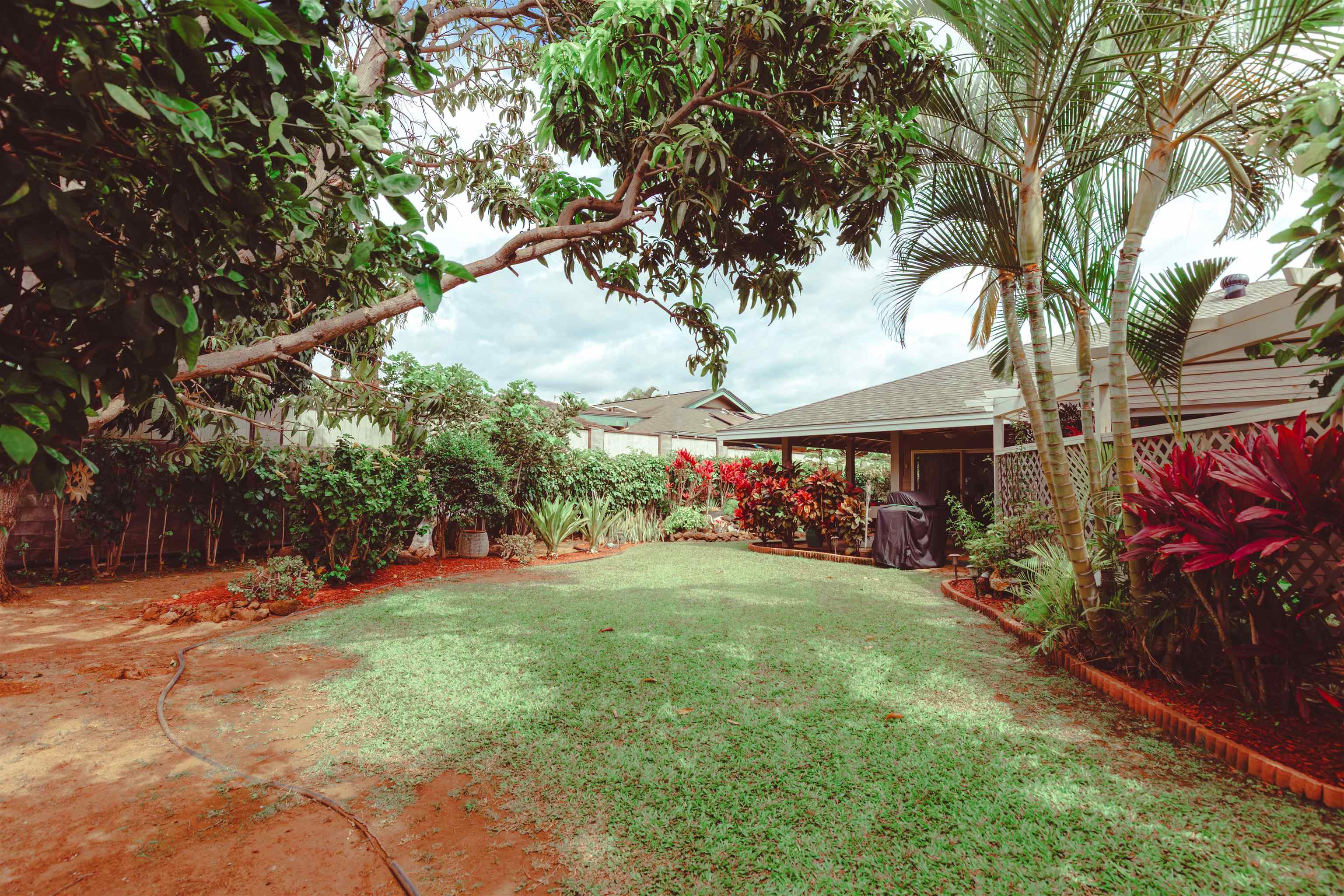 151  Hoopili Akau St Ka Ono Ulu, Kihei home - photo 40 of 50