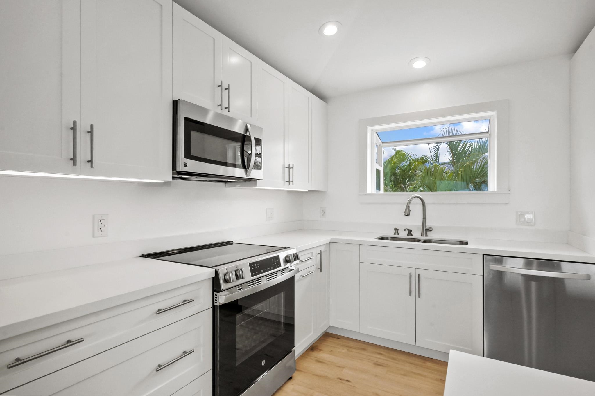 151  Walua Pl , Kihei home - photo 4 of 30