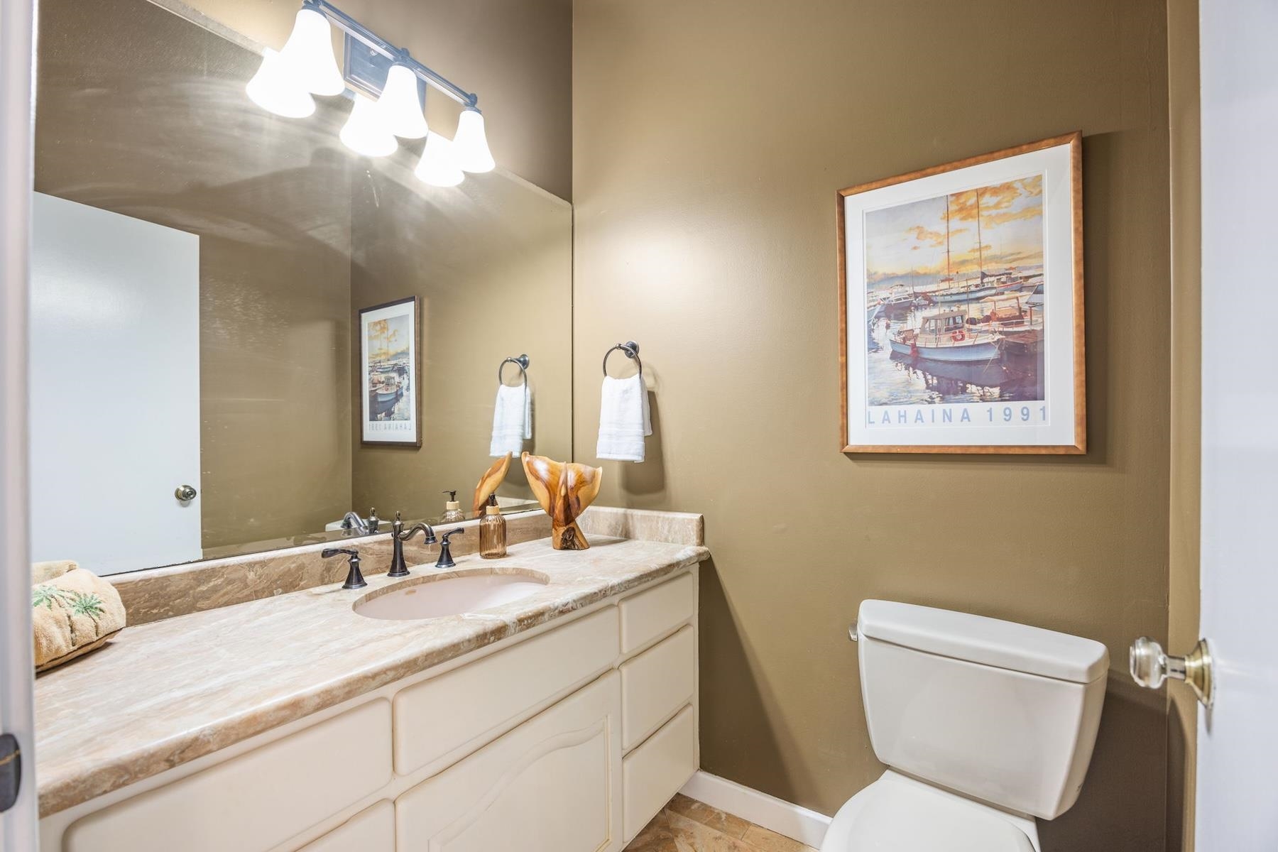 1520  Kilinoe Pl , Wailuku home - photo 13 of 50