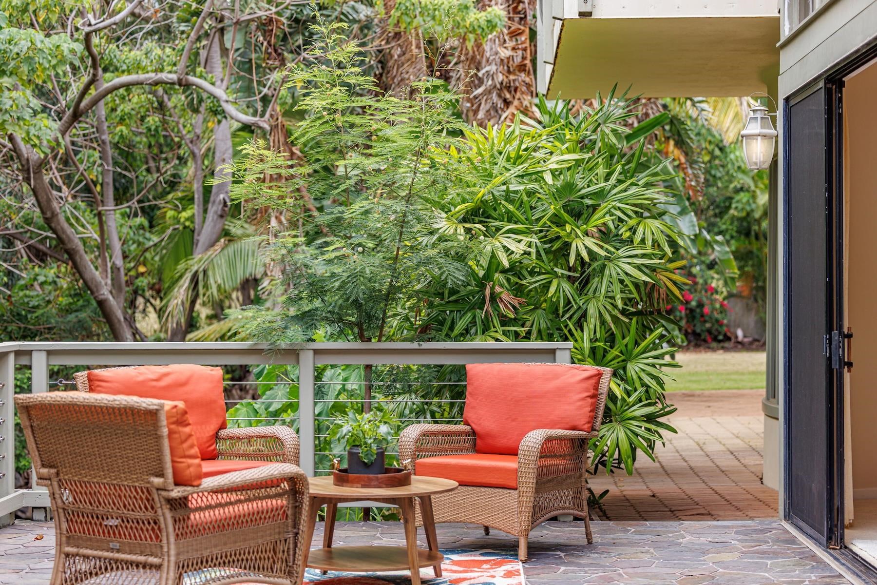 1520  Kilinoe Pl , Wailuku home - photo 44 of 50