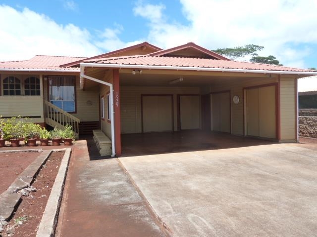 1525  Pakali Pl , Lanai home - photo 21 of 33