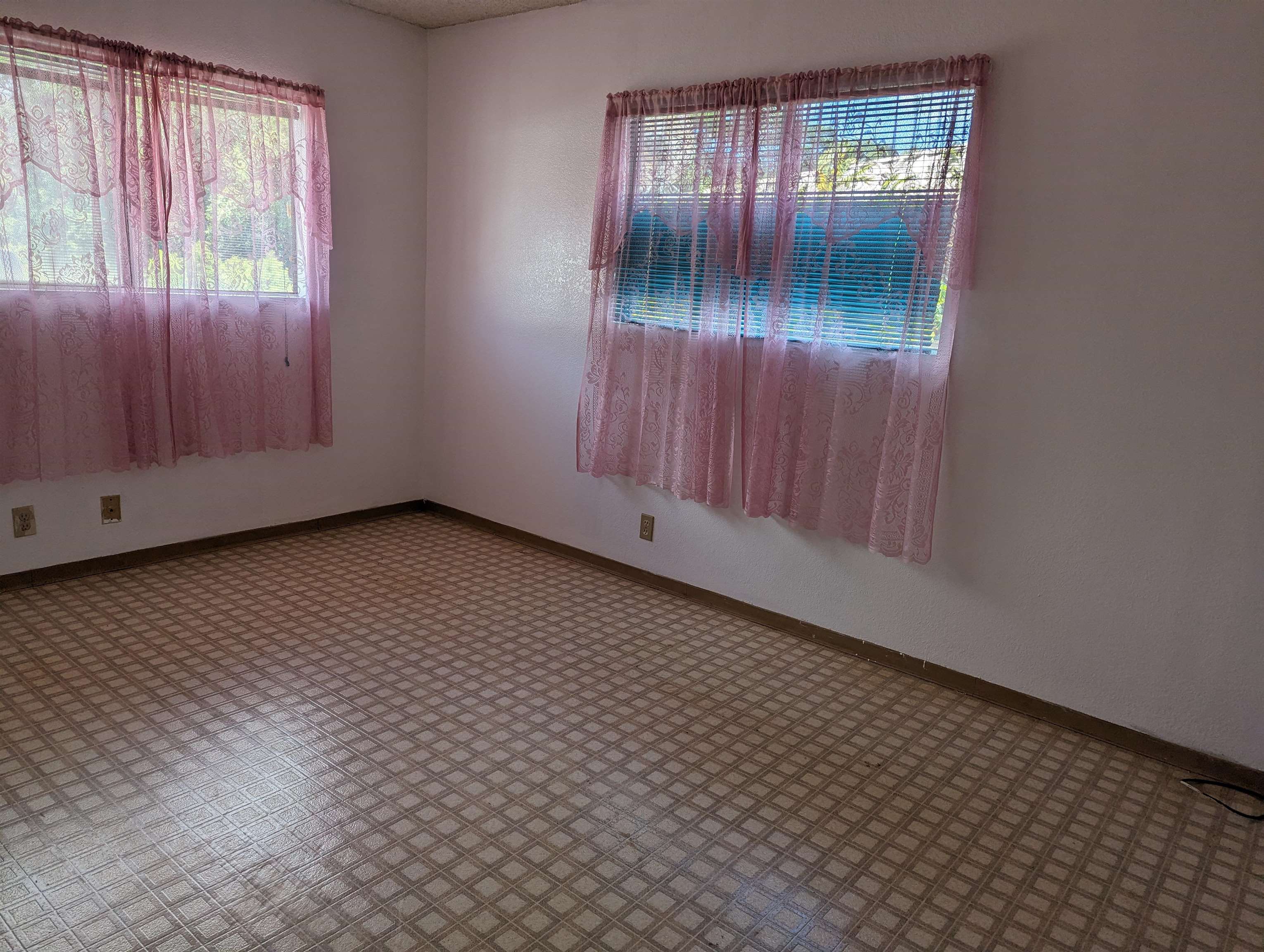 1525  Pakali Pl , Lanai home - photo 5 of 17