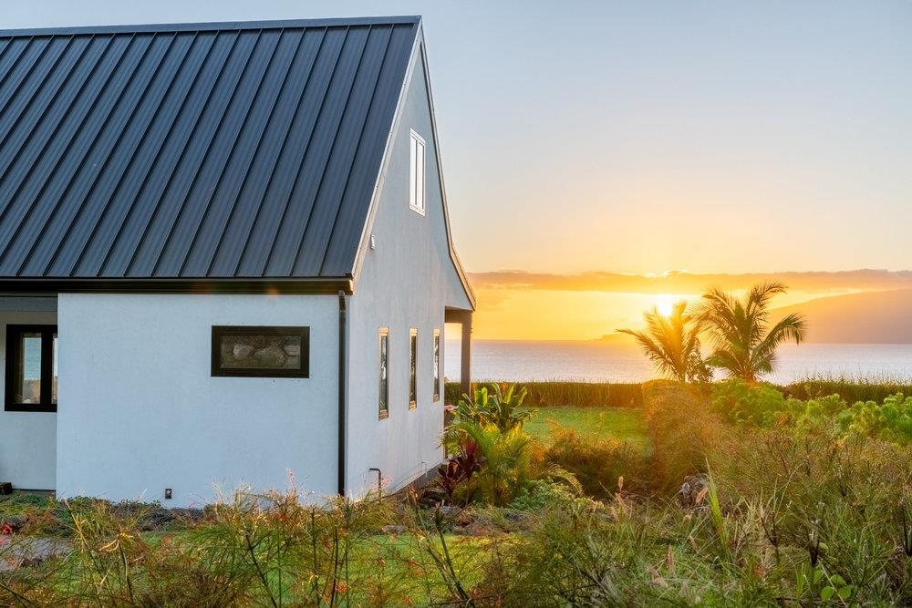 153  Haniu St , Lahaina home - photo 2 of 41