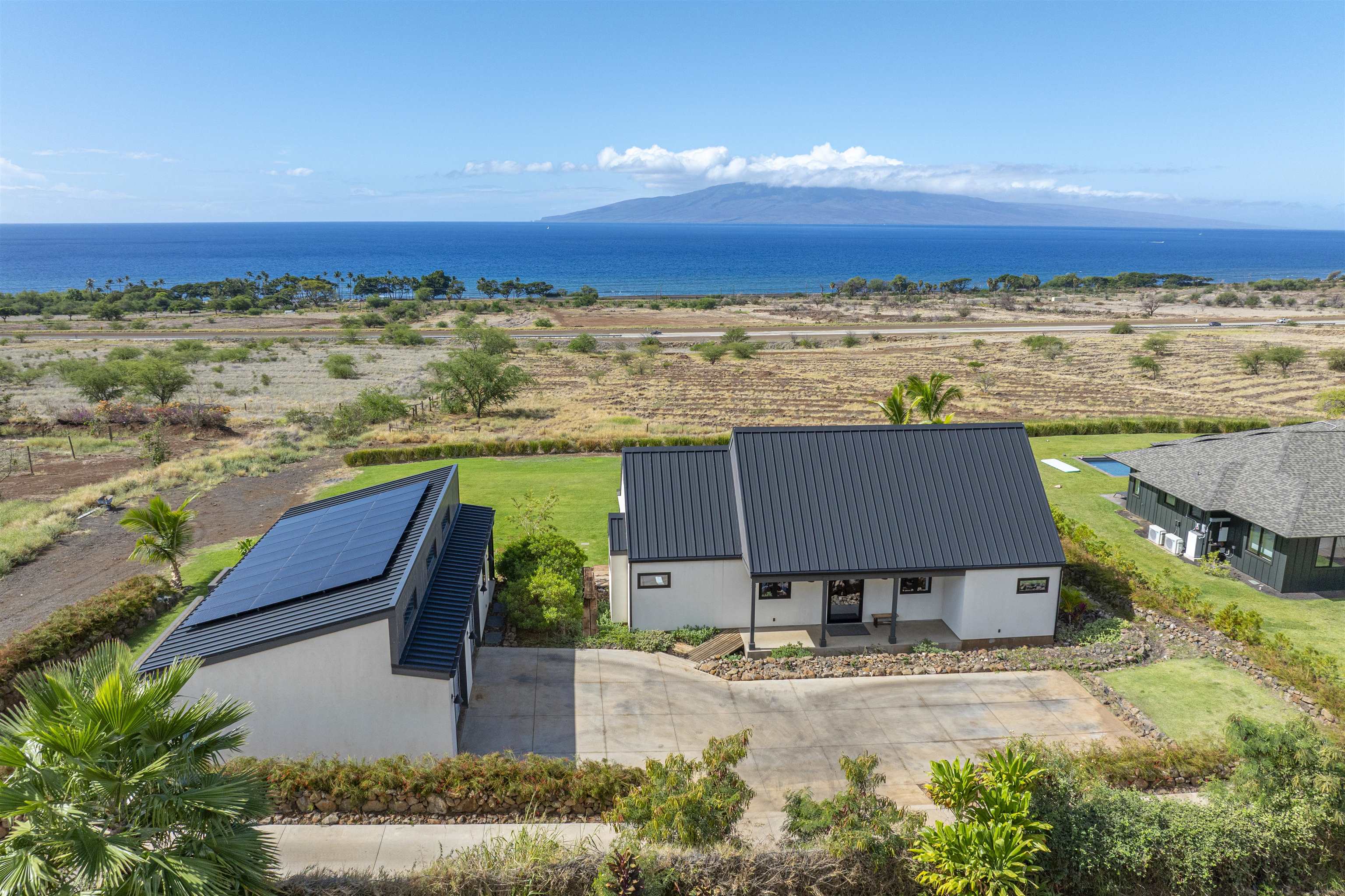 153  Haniu St , Lahaina home - photo 7 of 41