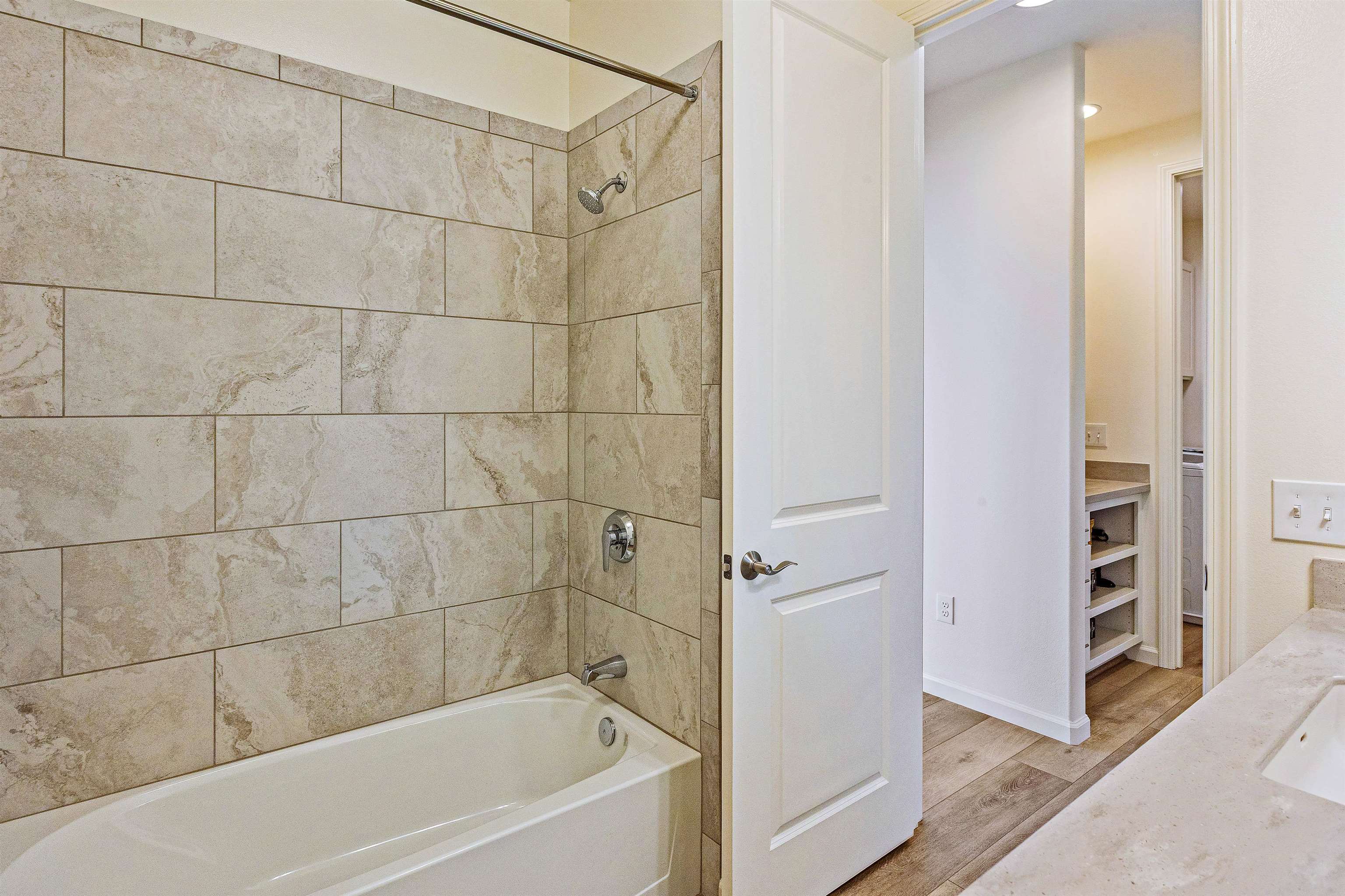 153  Pua Kalaunu Loop Kehalani, Wailuku home - photo 24 of 36