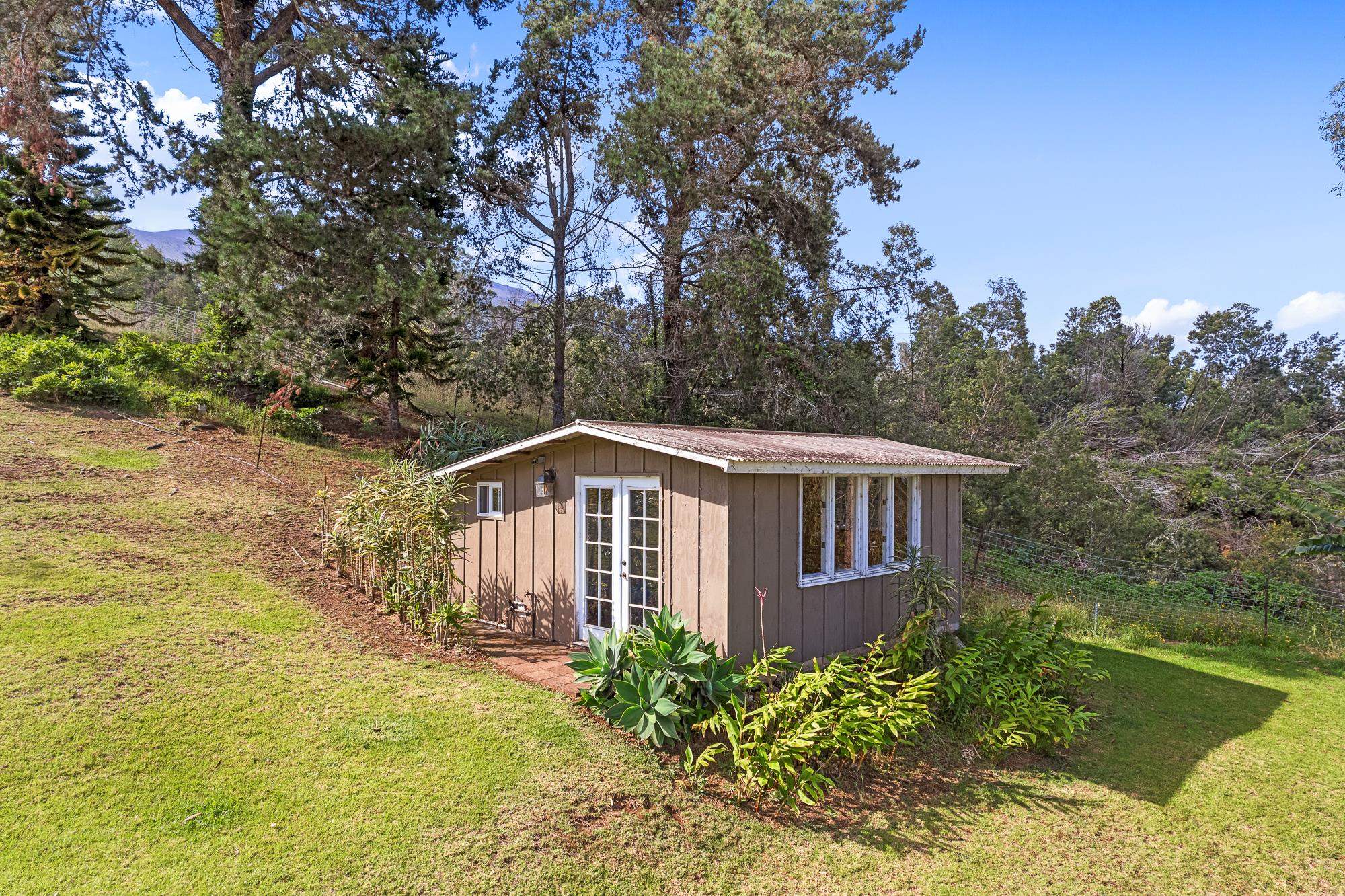 154  Cooke Rd , Kula/Ulupalakua/Kanaio home - photo 35 of 36