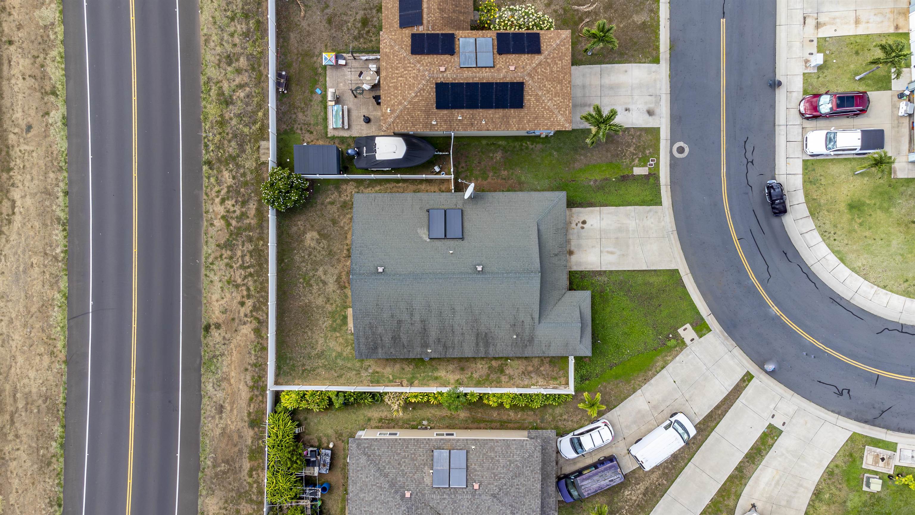 155  Iniiniki St Waikapu, Wailuku home - photo 31 of 34