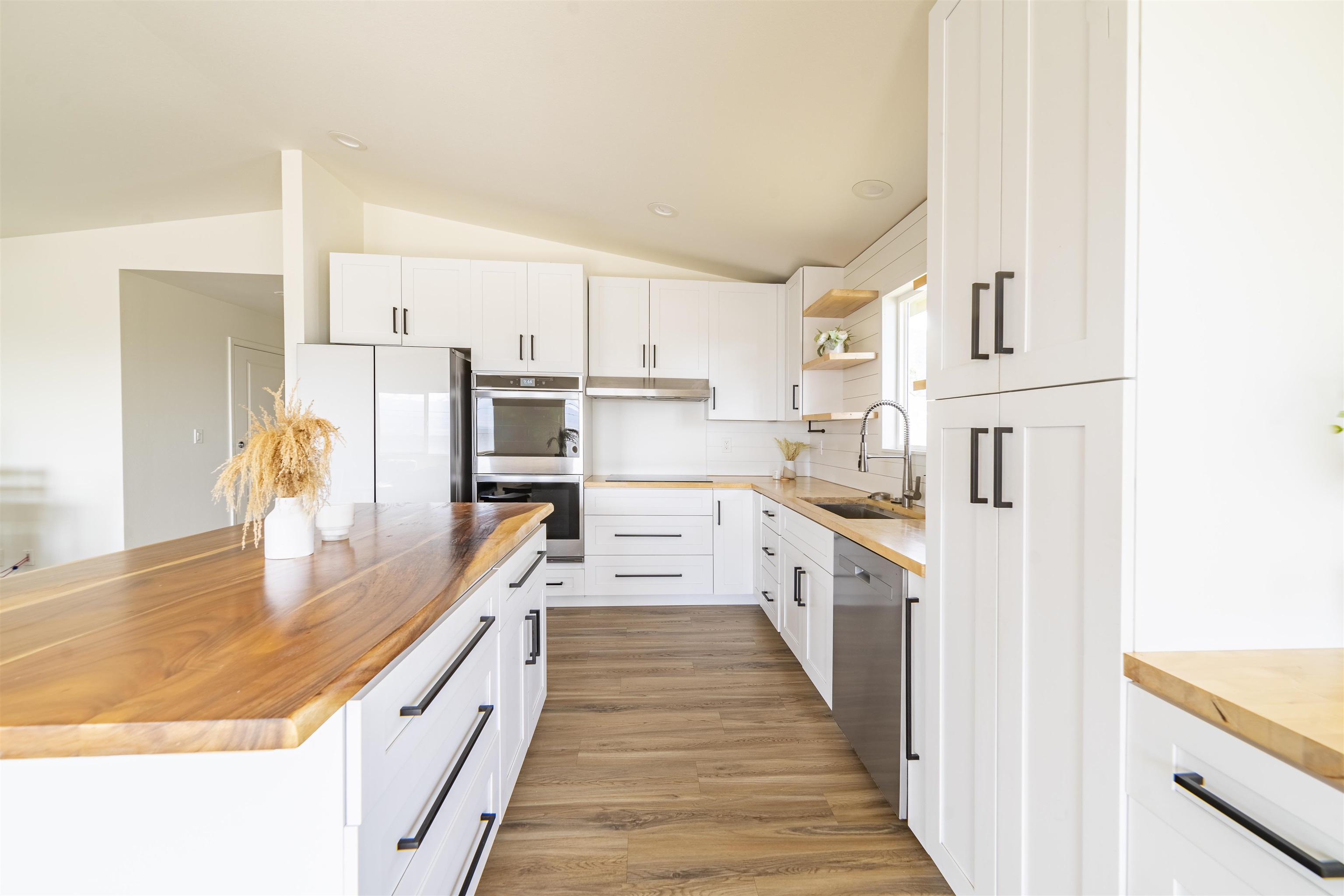 155  Iniiniki St Waikapu, Wailuku home - photo 9 of 34