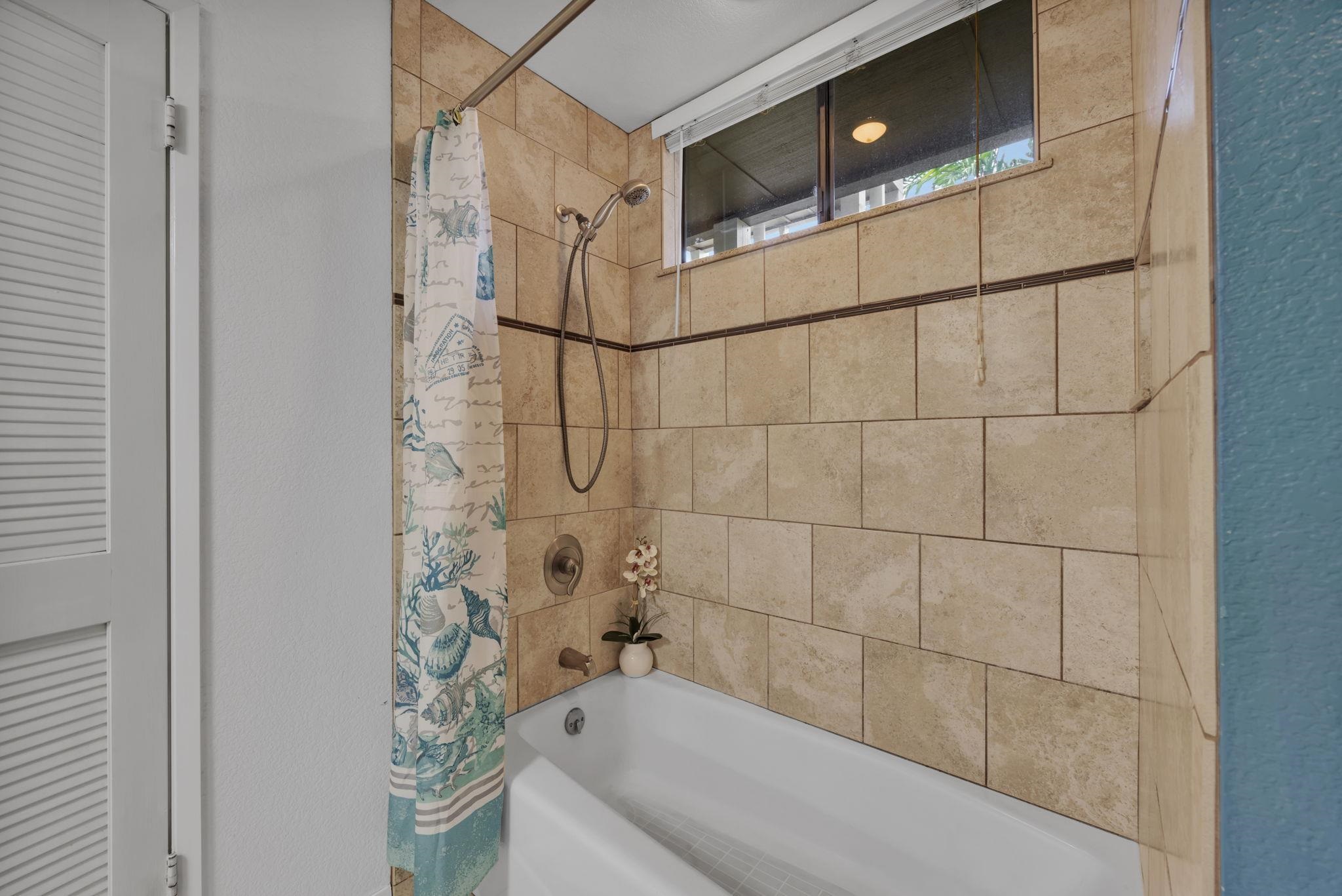 Grand Champions condo # 16, Kihei, Hawaii - photo 19 of 40