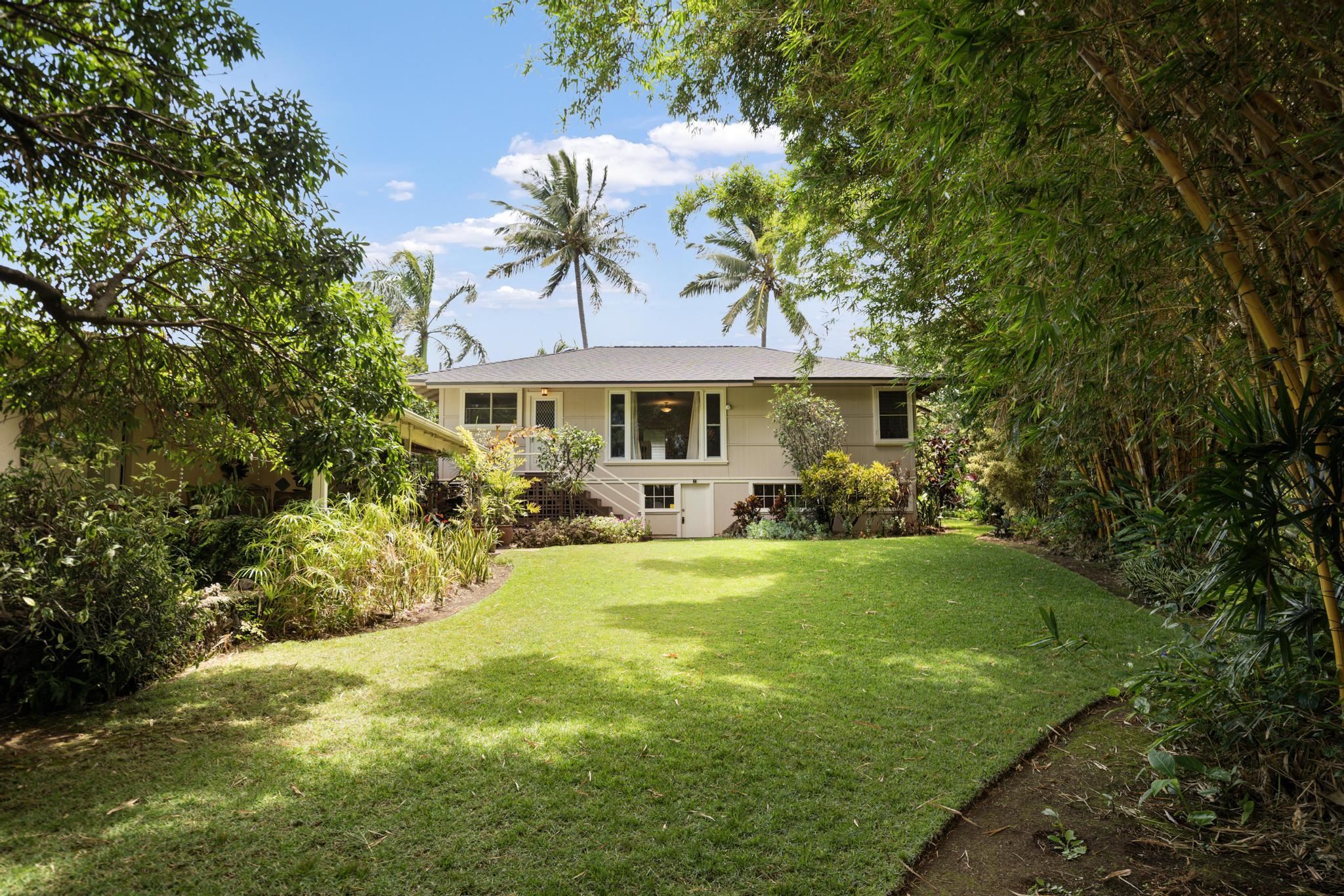 156  Central Ave Wailuku Town, Wailuku home - photo 26 of 42