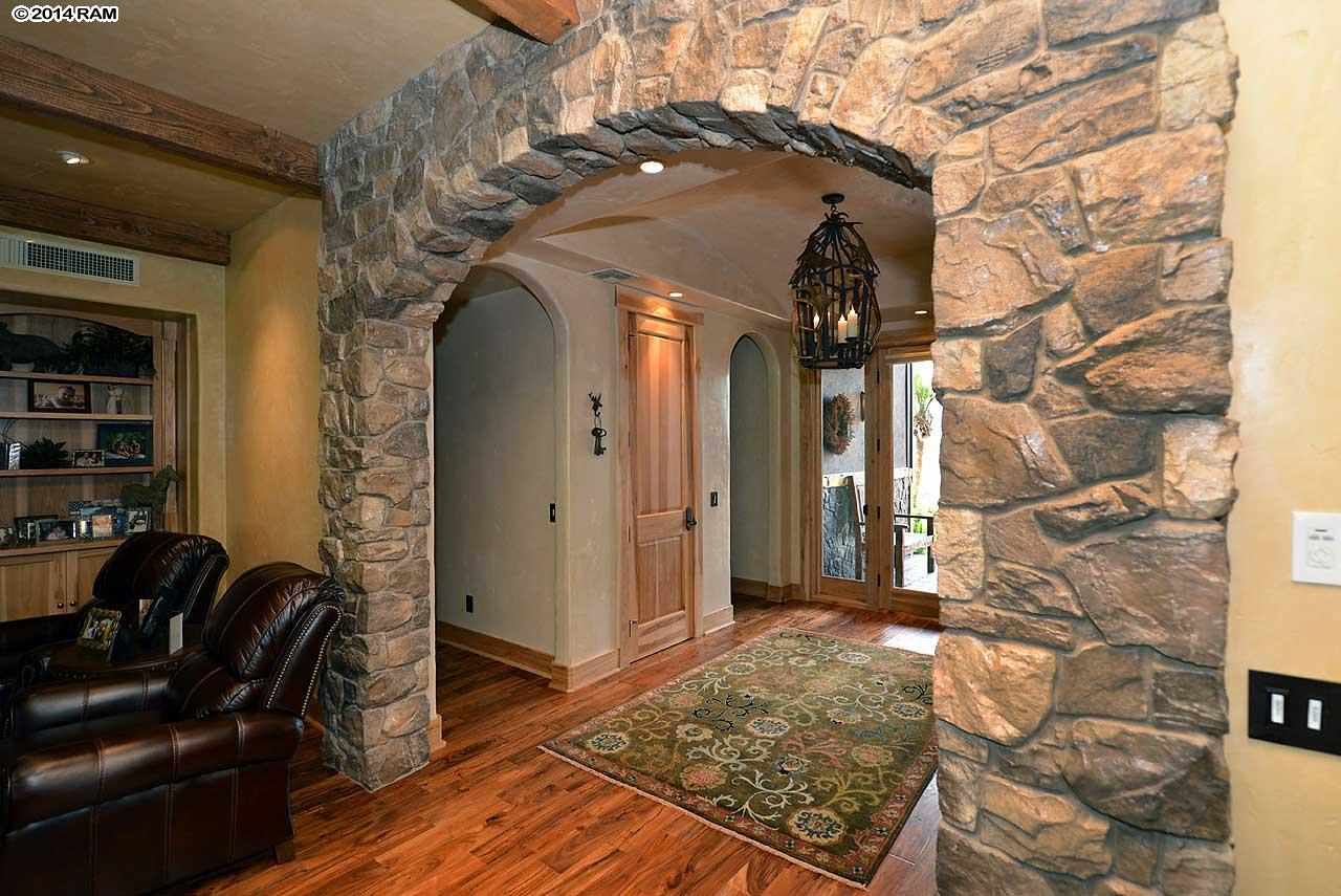 156  Kauna'oa Dr Koele, Lanai home - photo 6 of 30