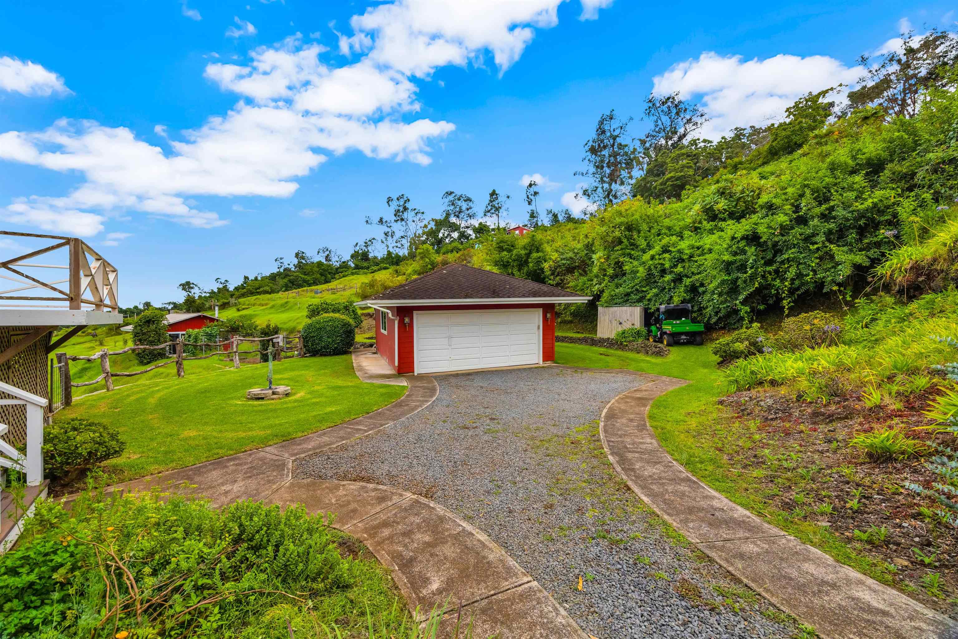 1587  Polipoli Rd , Kula/Ulupalakua/Kanaio home - photo 33 of 41