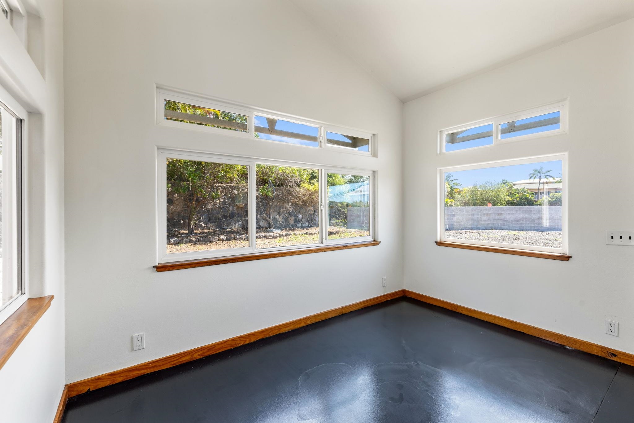 159  Auhana Rd Auhana, Kihei home - photo 13 of 40