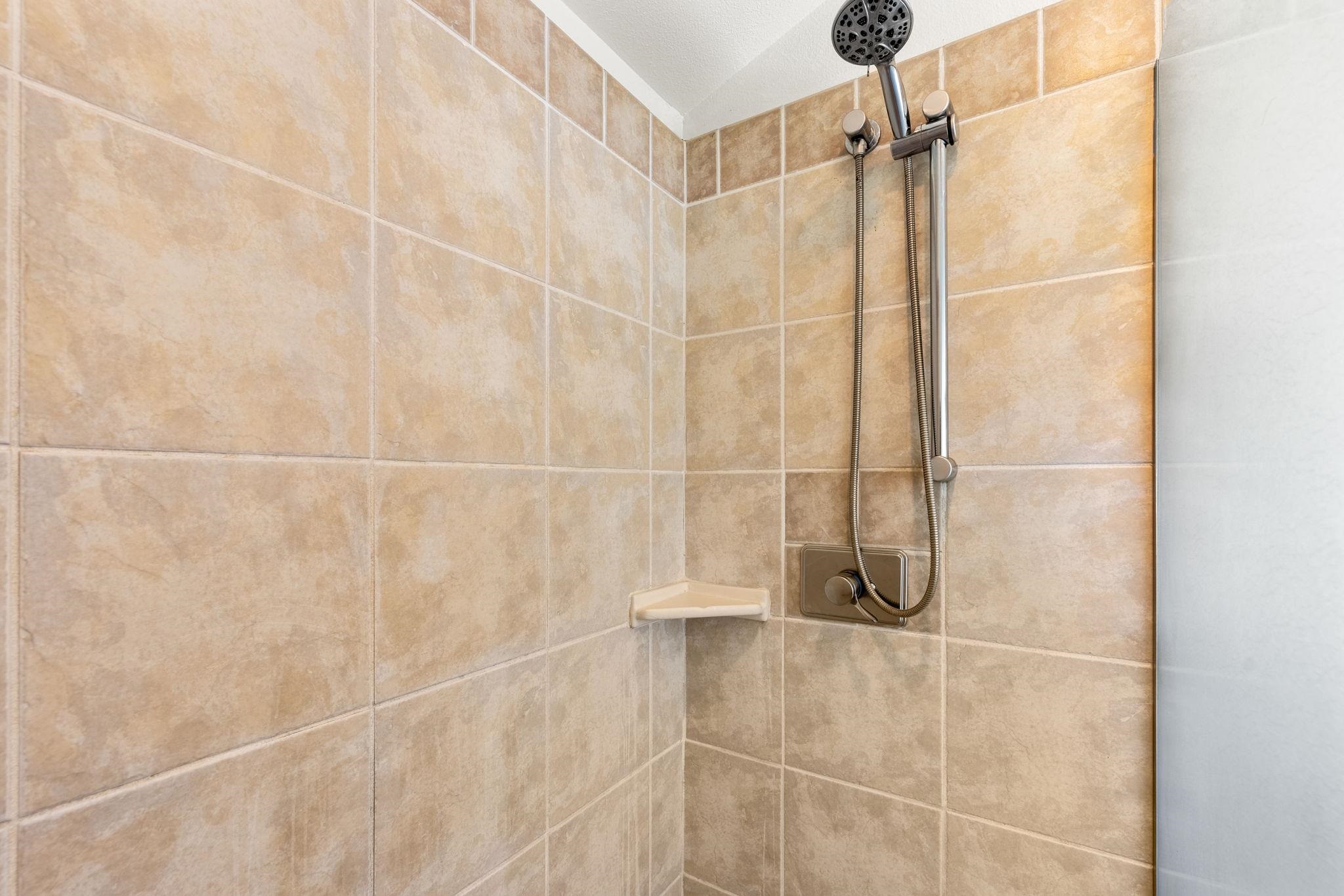 159  Auhana Rd Auhana, Kihei home - photo 19 of 40