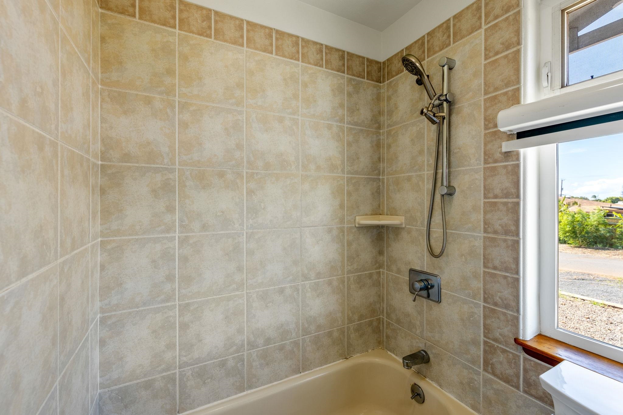 159  Auhana Rd Auhana, Kihei home - photo 26 of 40