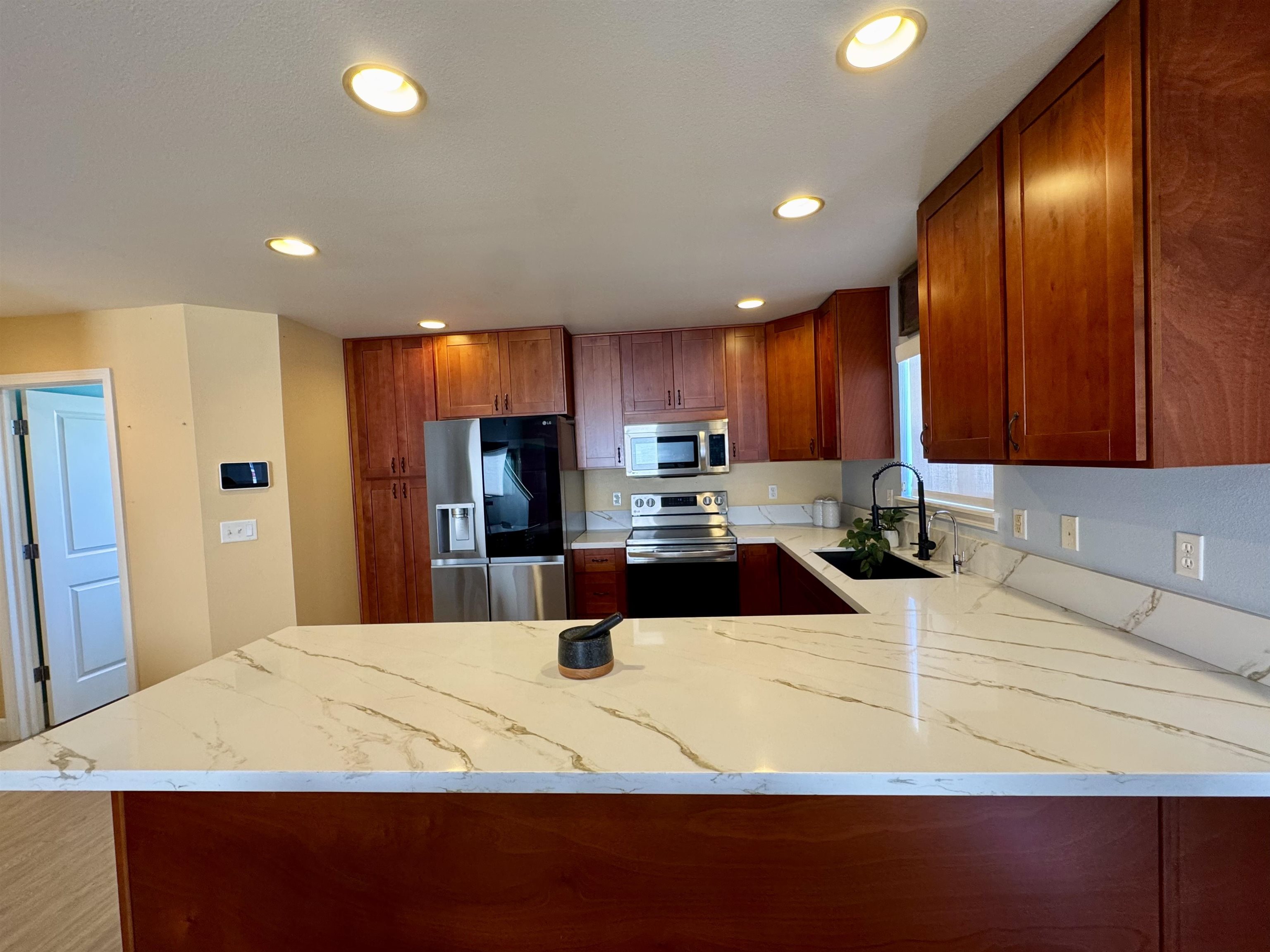 159  Iniiniki St Waikapu, Wailuku home - photo 3 of 33