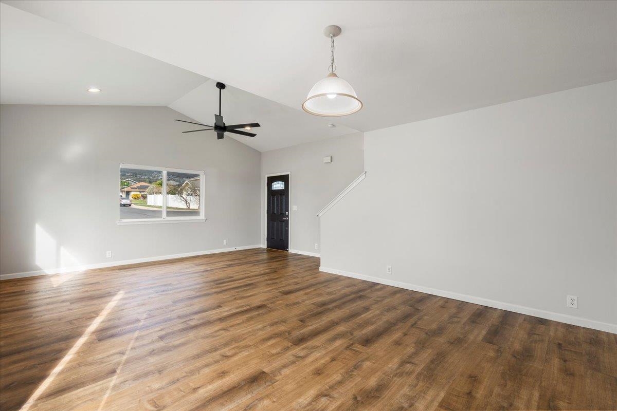 16  Hookomo Pl , Wailuku home - photo 8 of 45