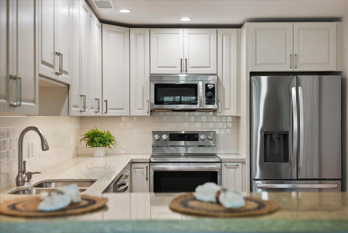 Kai Makani condo # D201, Kihei, Hawaii - photo 7 of 50