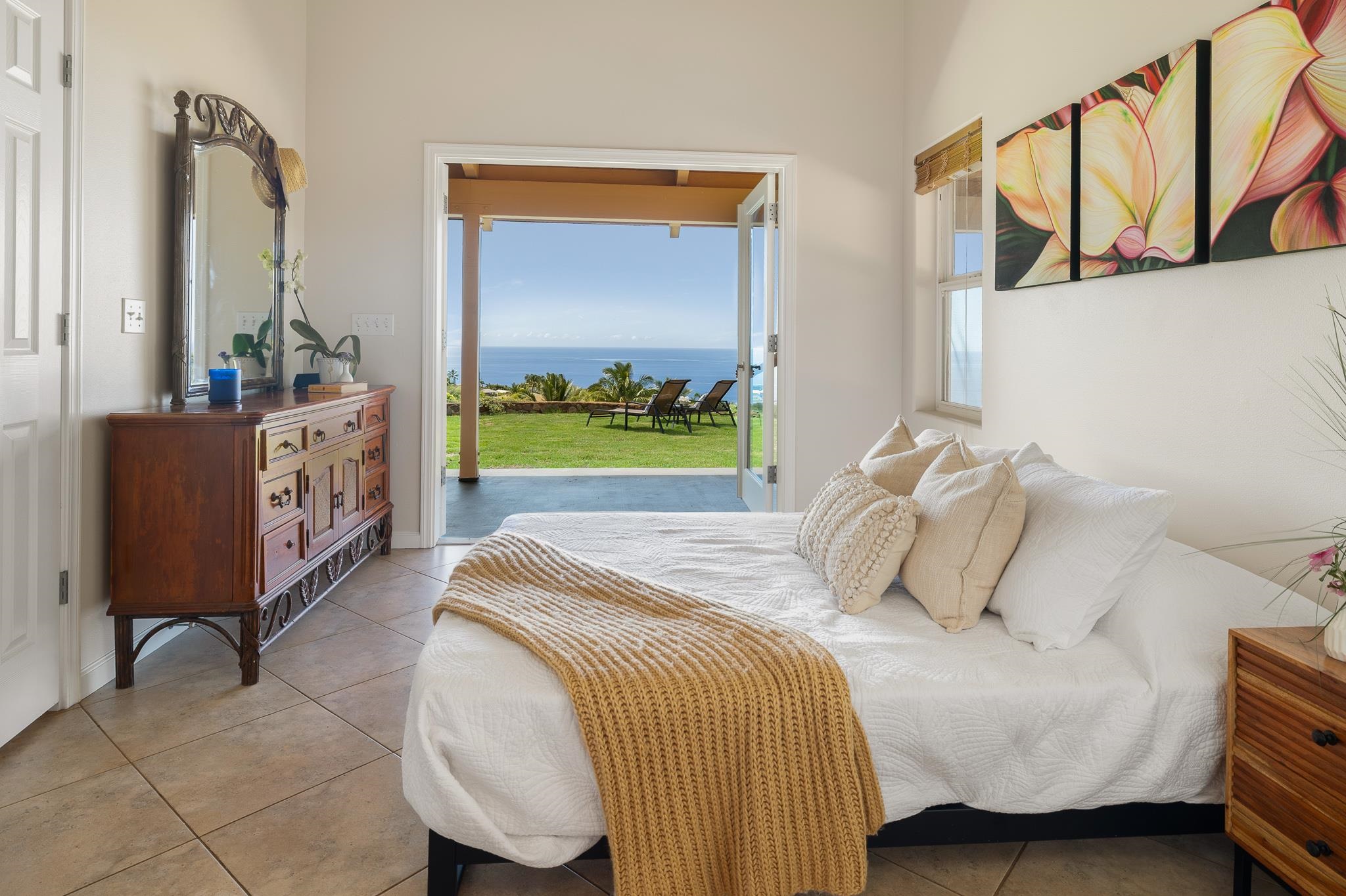 16  Kumu Niu Pl Launiupoko, Lahaina home - photo 3 of 39