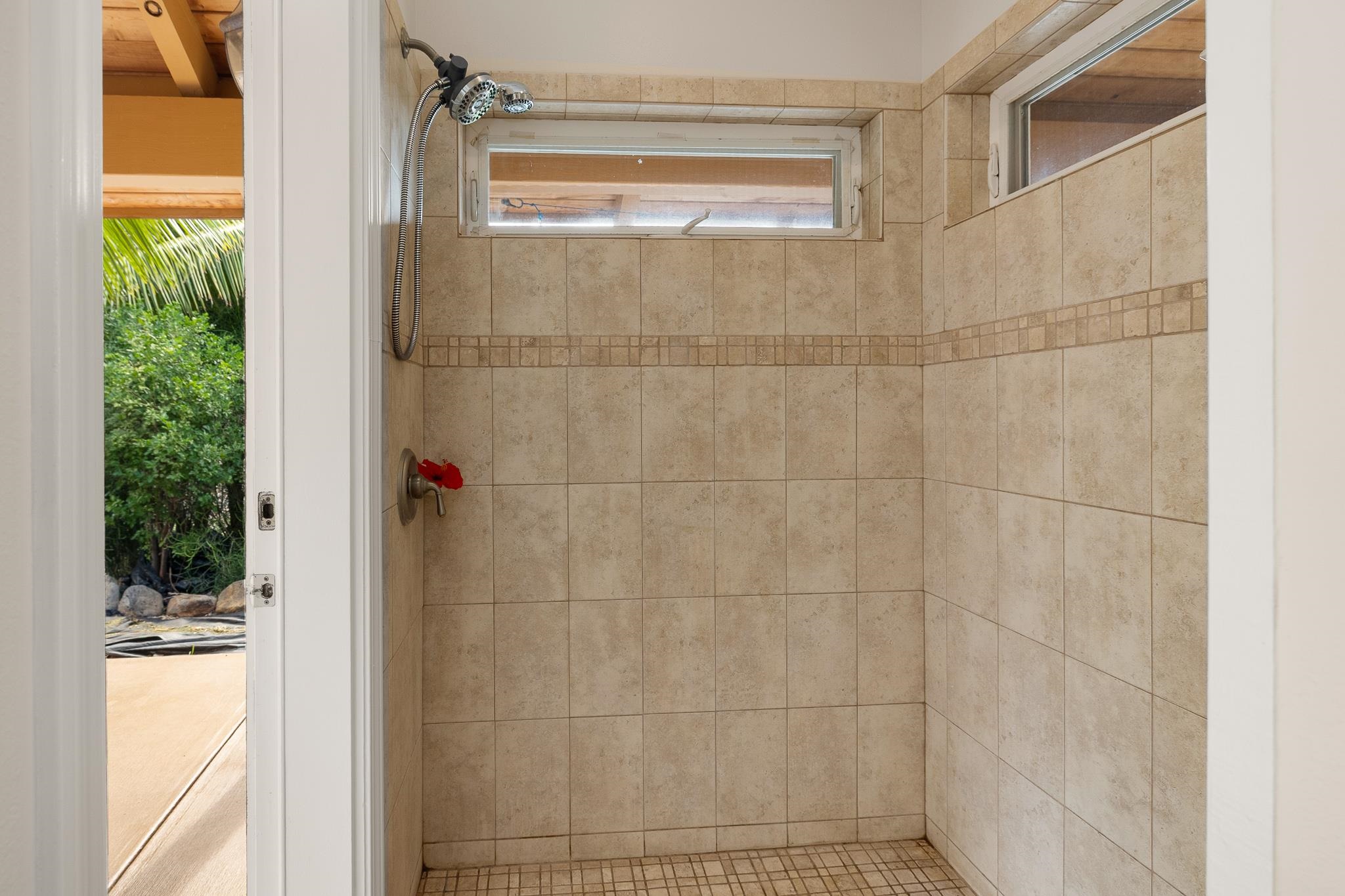 16  Kumu Niu Pl Launiupoko, Lahaina home - photo 22 of 39