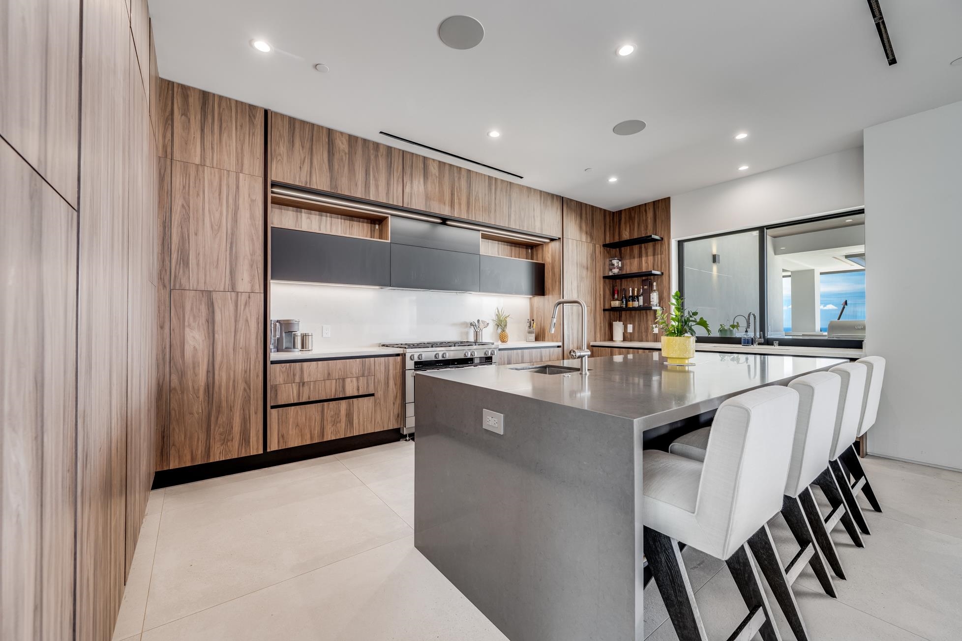 16  Kumu Niu Pl Launiupoko, Lahaina home - photo 12 of 50