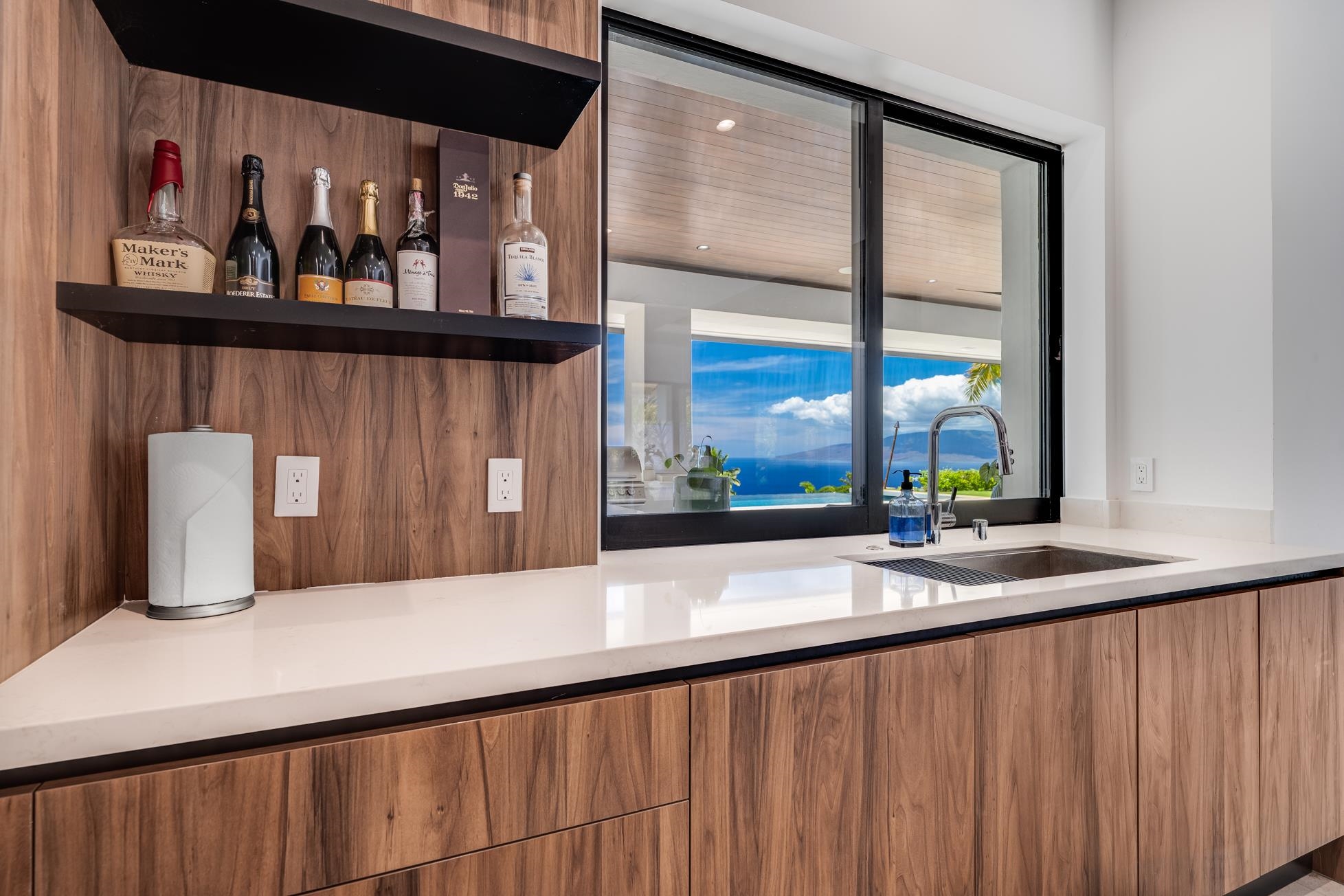 16  Kumu Niu Pl Launiupoko, Lahaina home - photo 16 of 50