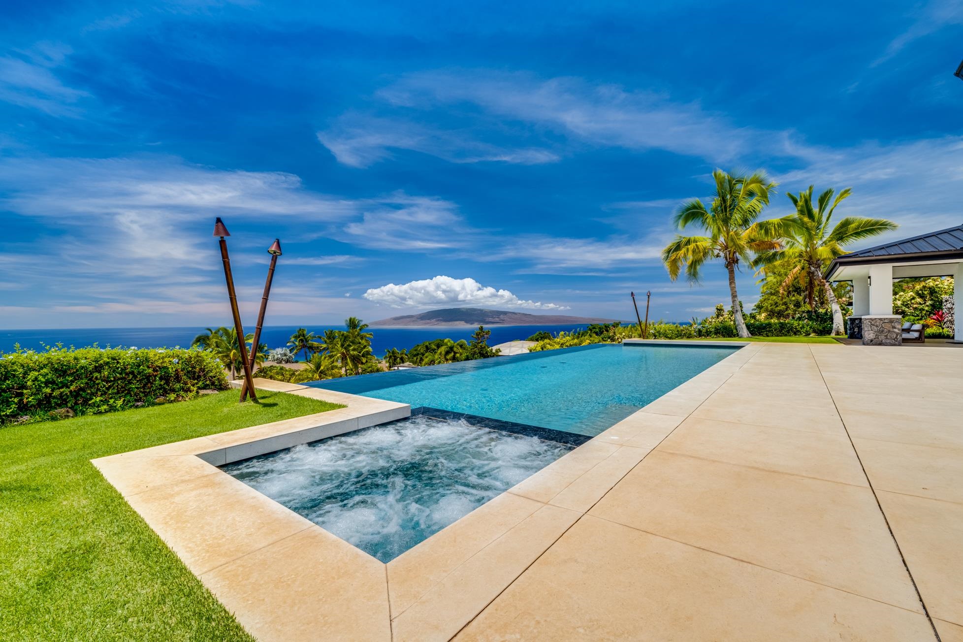 16  Kumu Niu Pl Launiupoko, Lahaina home - photo 47 of 50