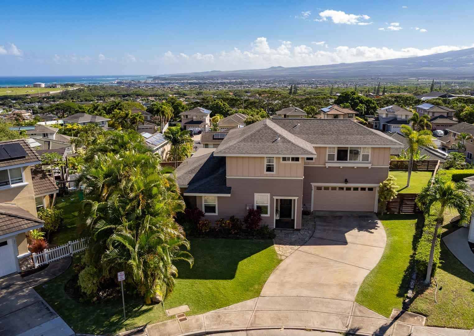16  Nanakula Pl Kehalani, Wailuku home - photo 3 of 50