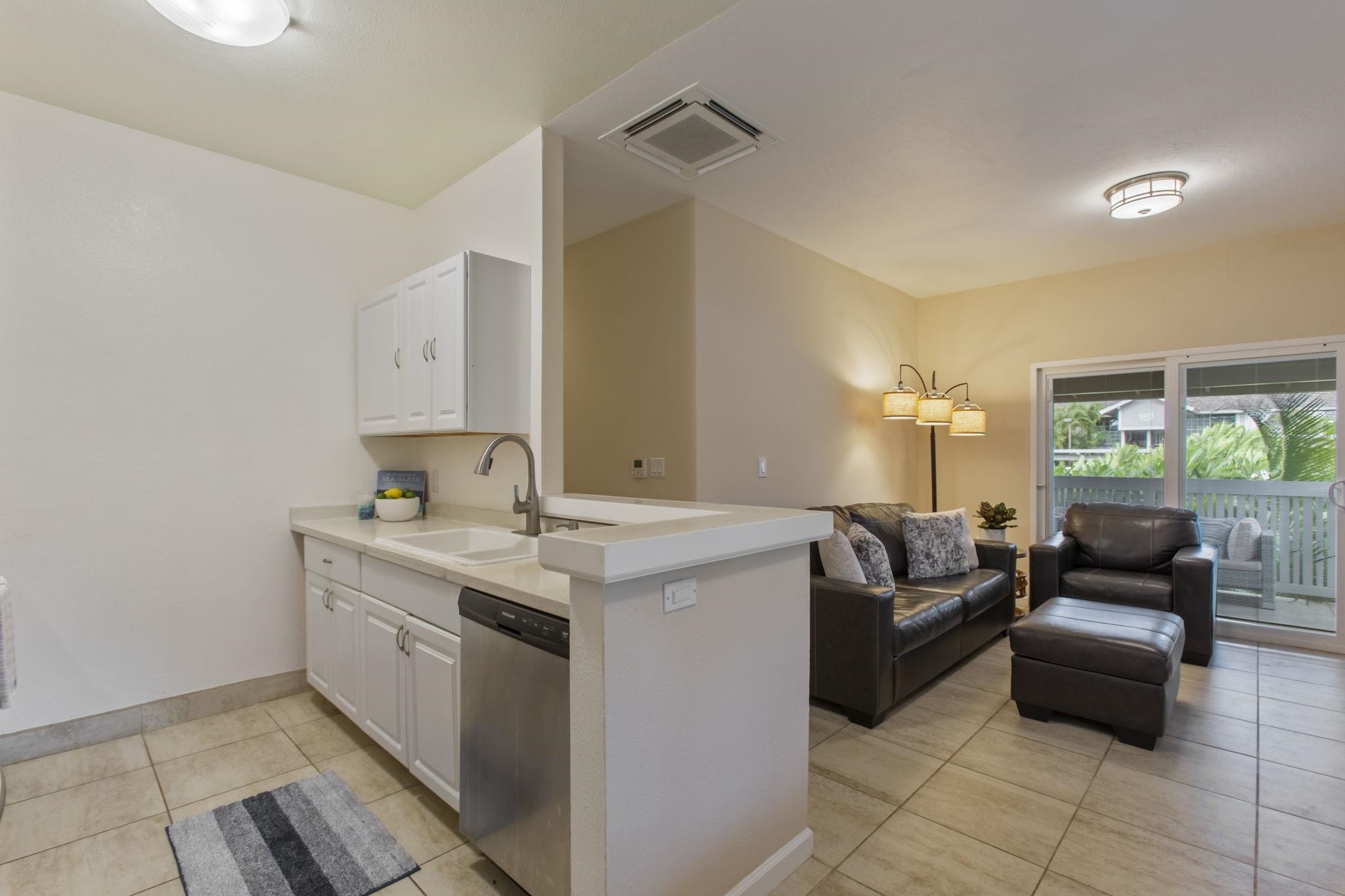 Keonekai Villages condo # 11-201, Kihei, Hawaii - photo 25 of 47