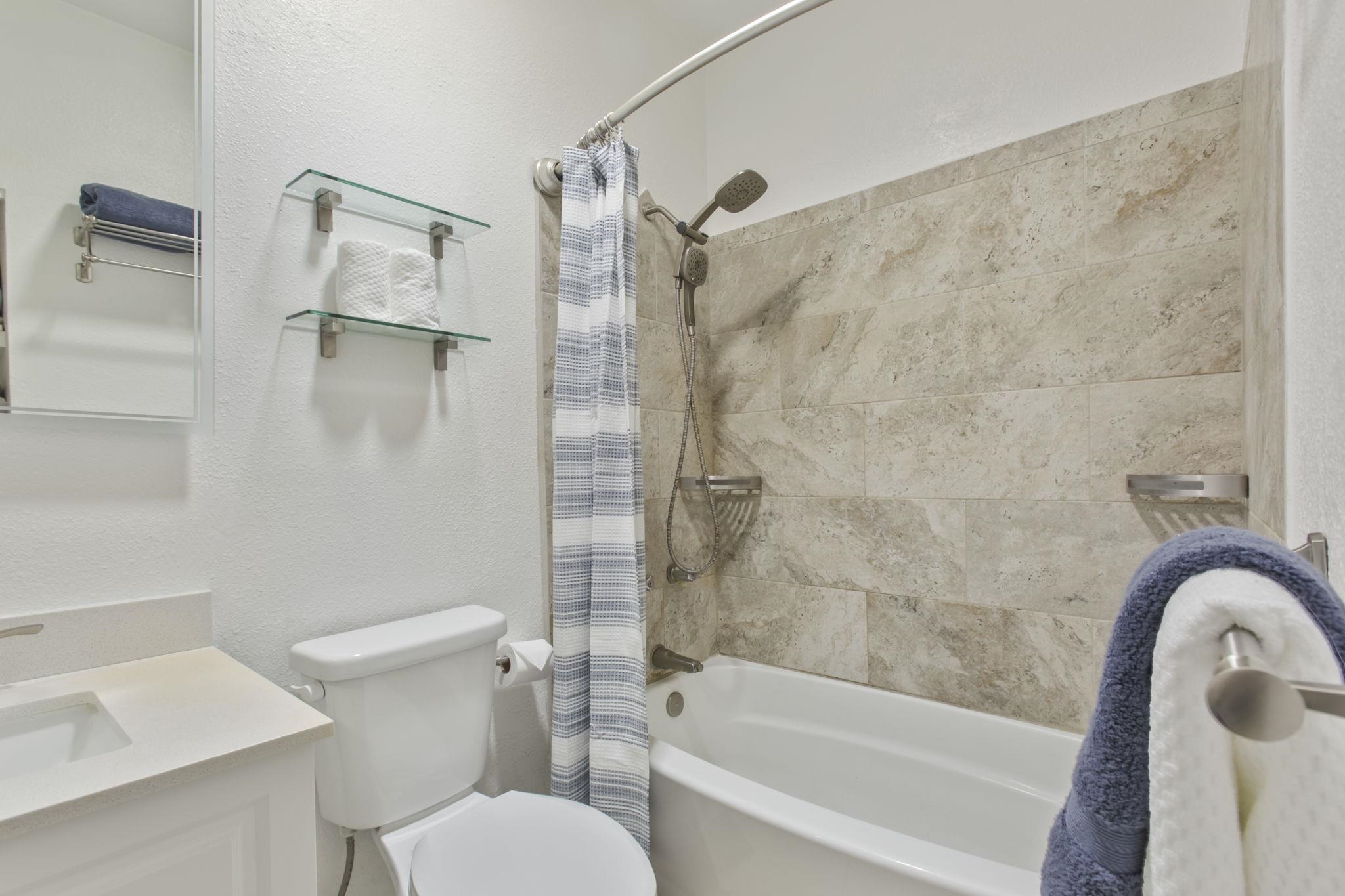 Keonekai Villages condo # 11-201, Kihei, Hawaii - photo 8 of 47