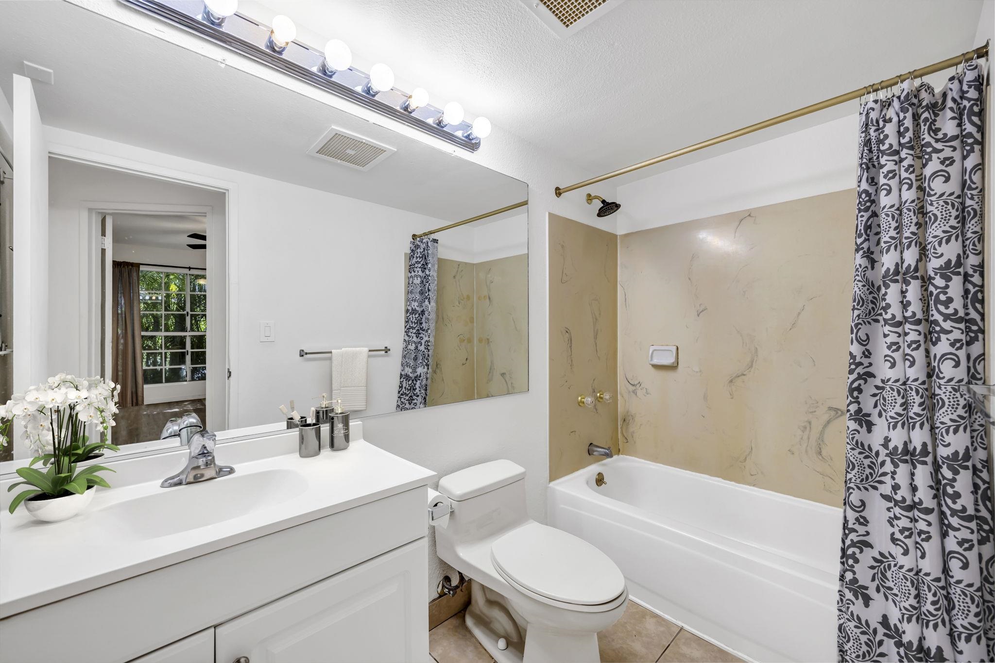 Keonekai Villages condo # 12-106, Kihei, Hawaii - photo 11 of 25