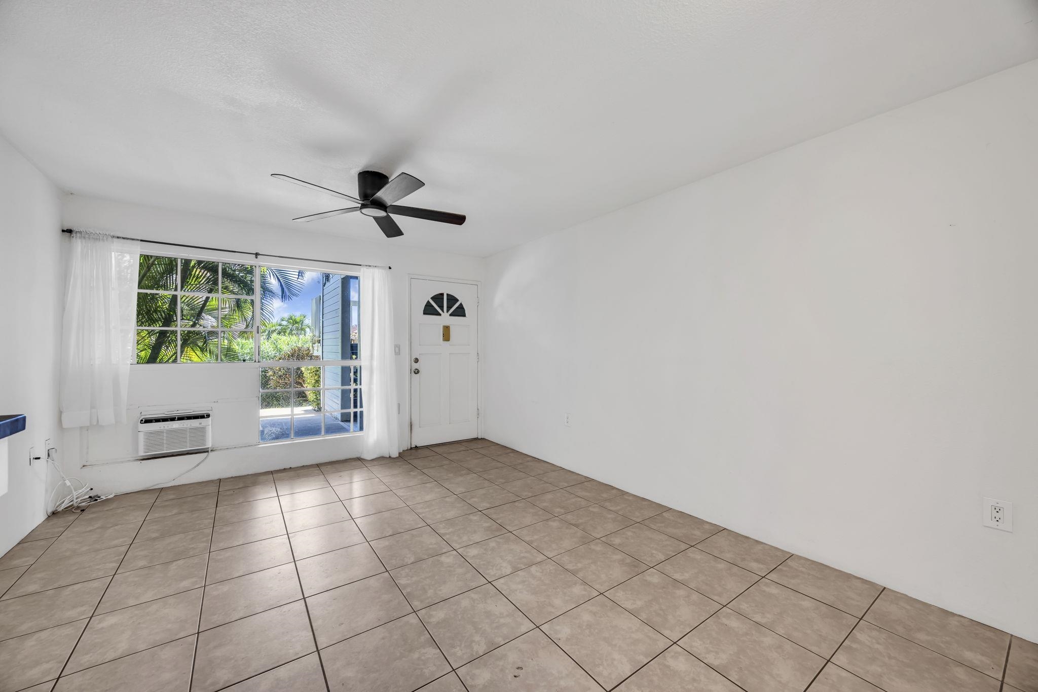 Keonekai Villages condo # 12-106, Kihei, Hawaii - photo 6 of 25
